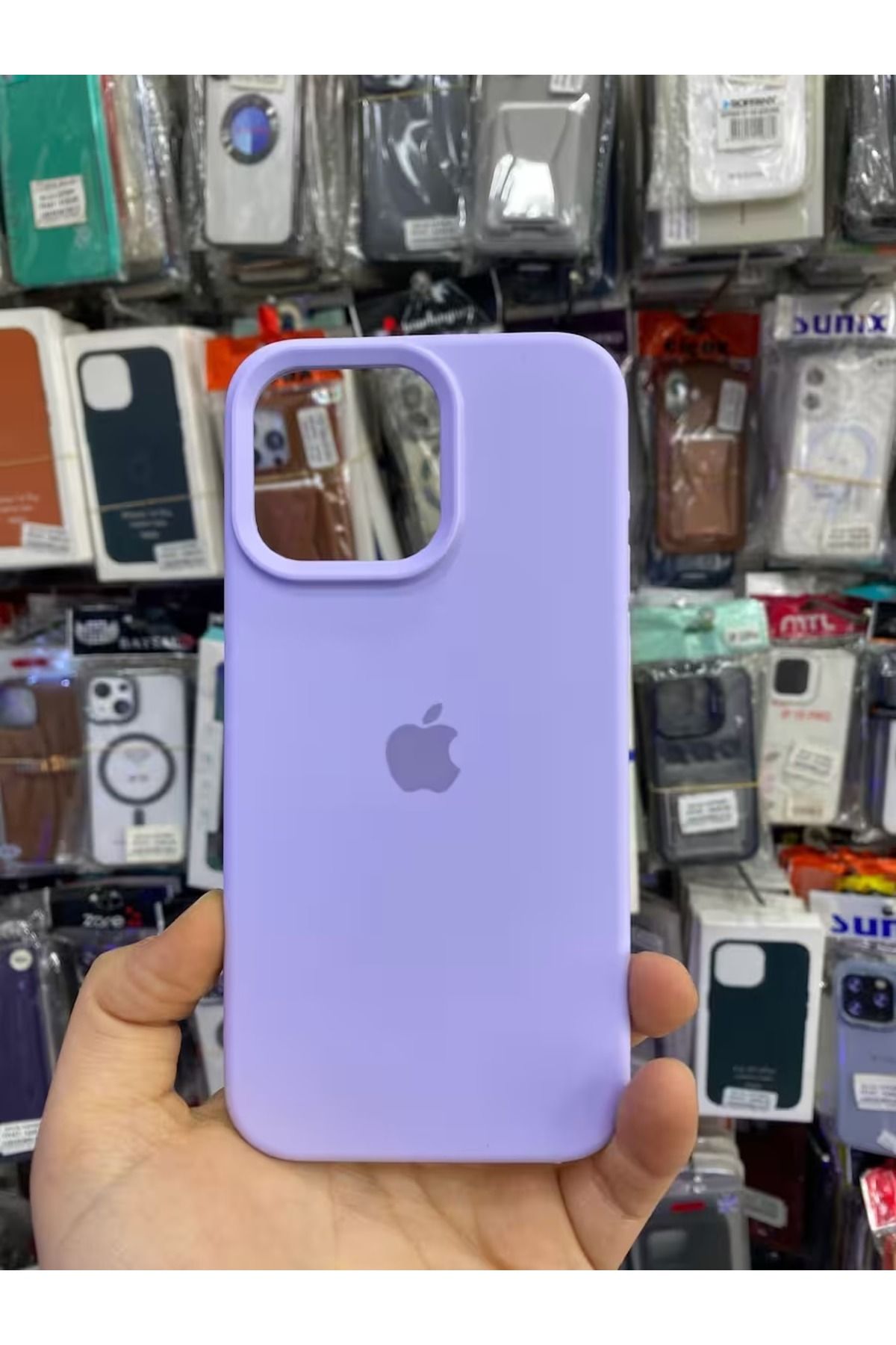 Soffany İPHONE 13 PRO UYUMLU LOGOLU LANSMAN İÇİ KADİFE KILIF