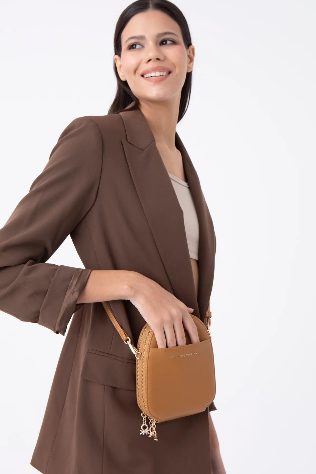 United Colors of Benetton Kadın Çapraz Çanta BNT 1238 - Camel