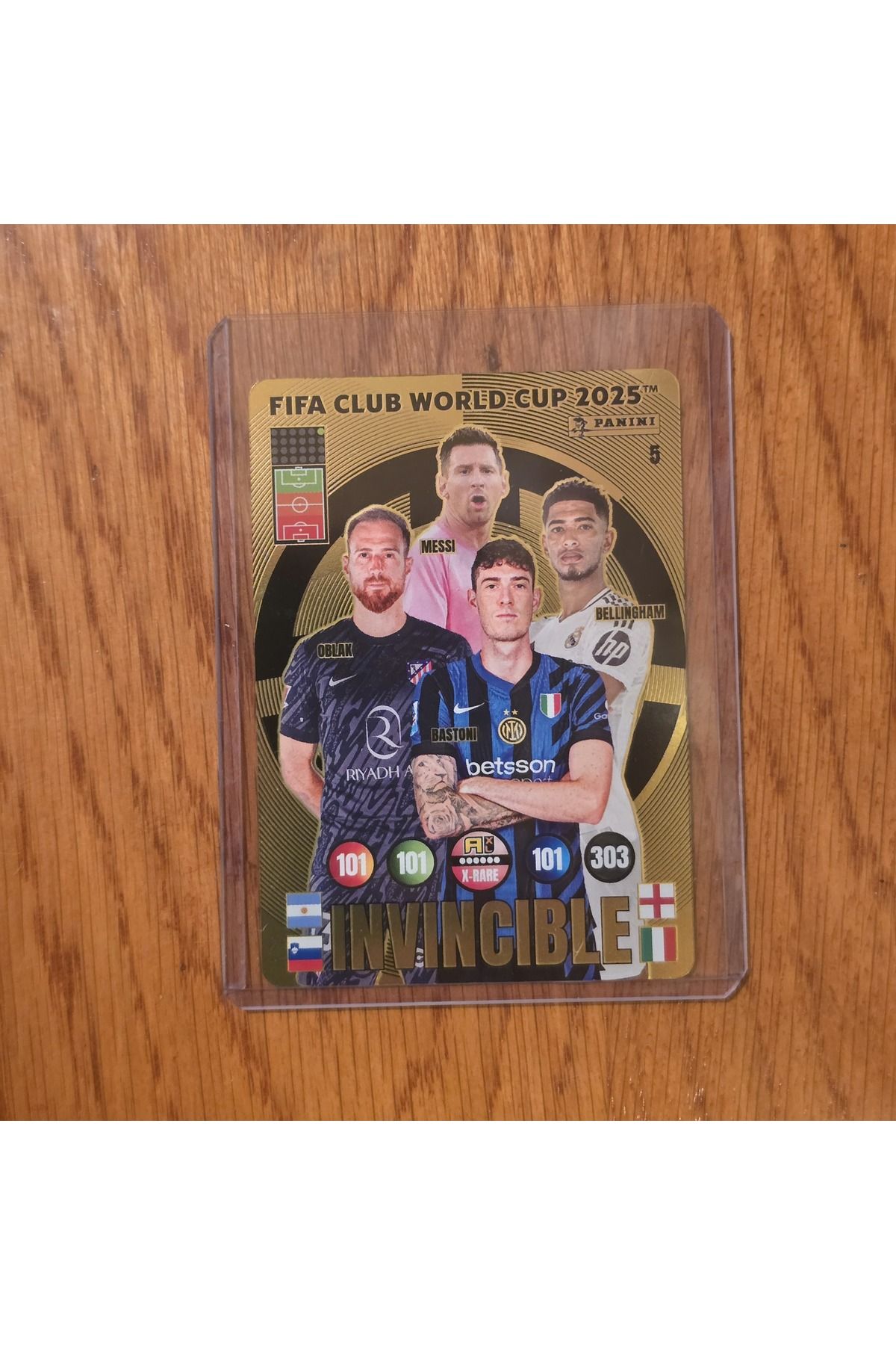 Panini World Cup 2025 Invincible Gold Oyun Kartı