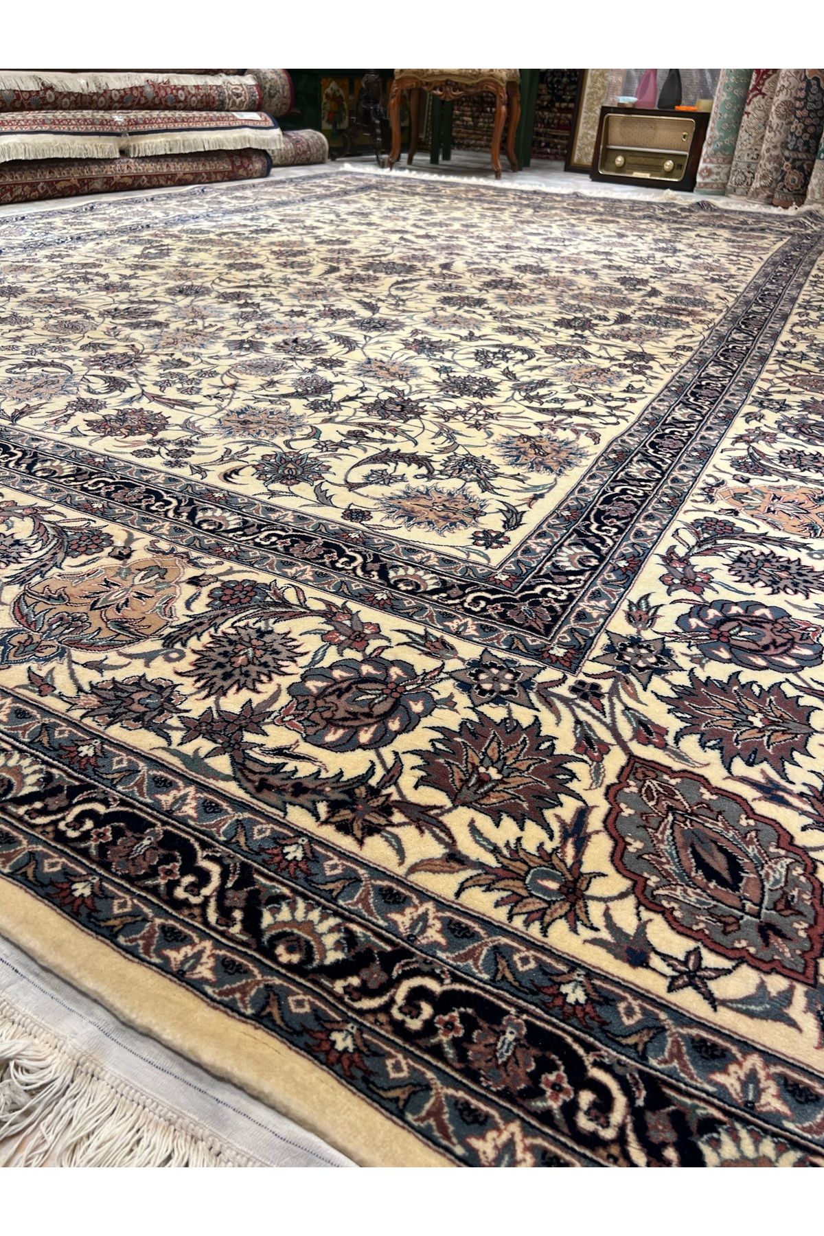 RD RAMAZAN DAĞ EL HALI SANATI El Dokuma Çin İsfahan Halısıdır Yün Dokuma Ebat 386x280