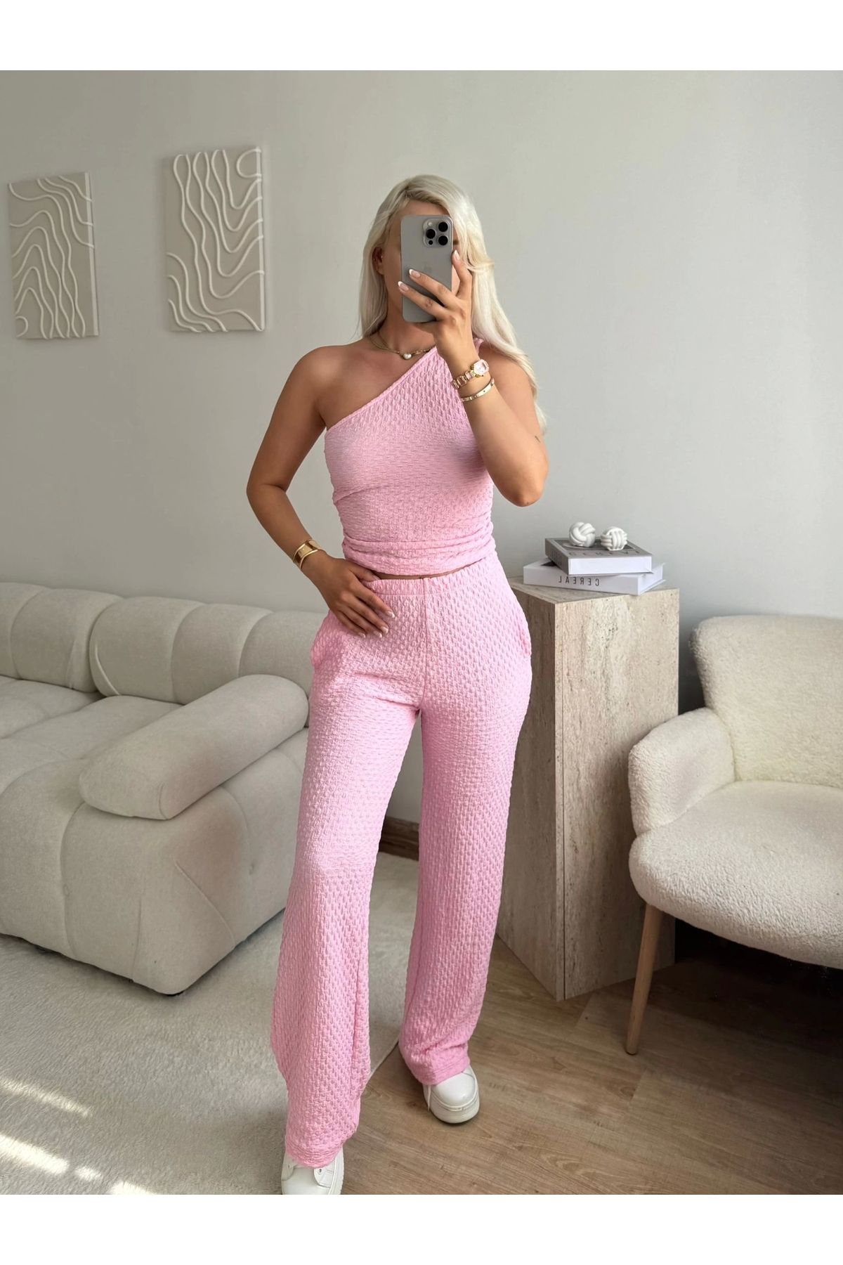 Zora Butik Tek Omuz Crop & Pantolon Takım - PEMBE