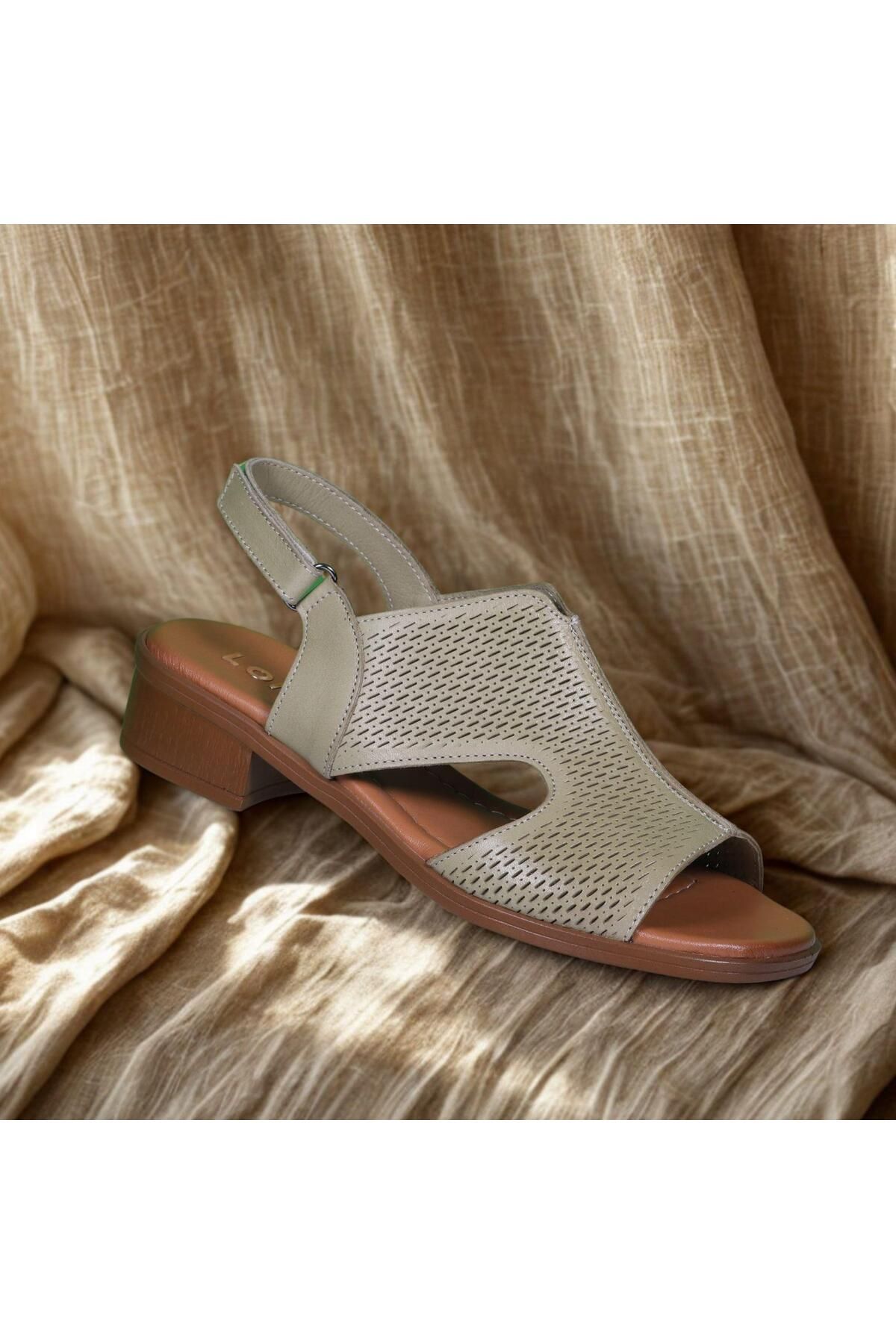LORRA SHOES 6007-1 Günlük Hakiki Deri Kadın Sandalet