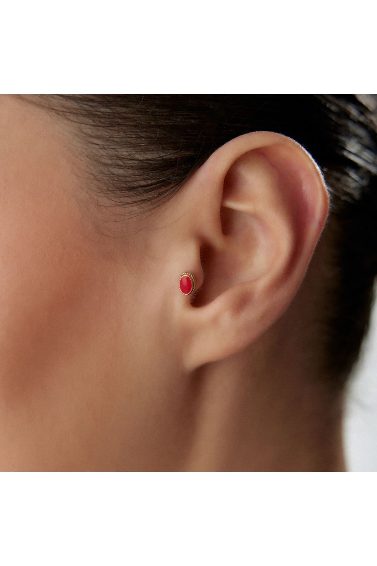 FIRAT KUYUMCULUK Kırmızı Mineli Oval Piercing