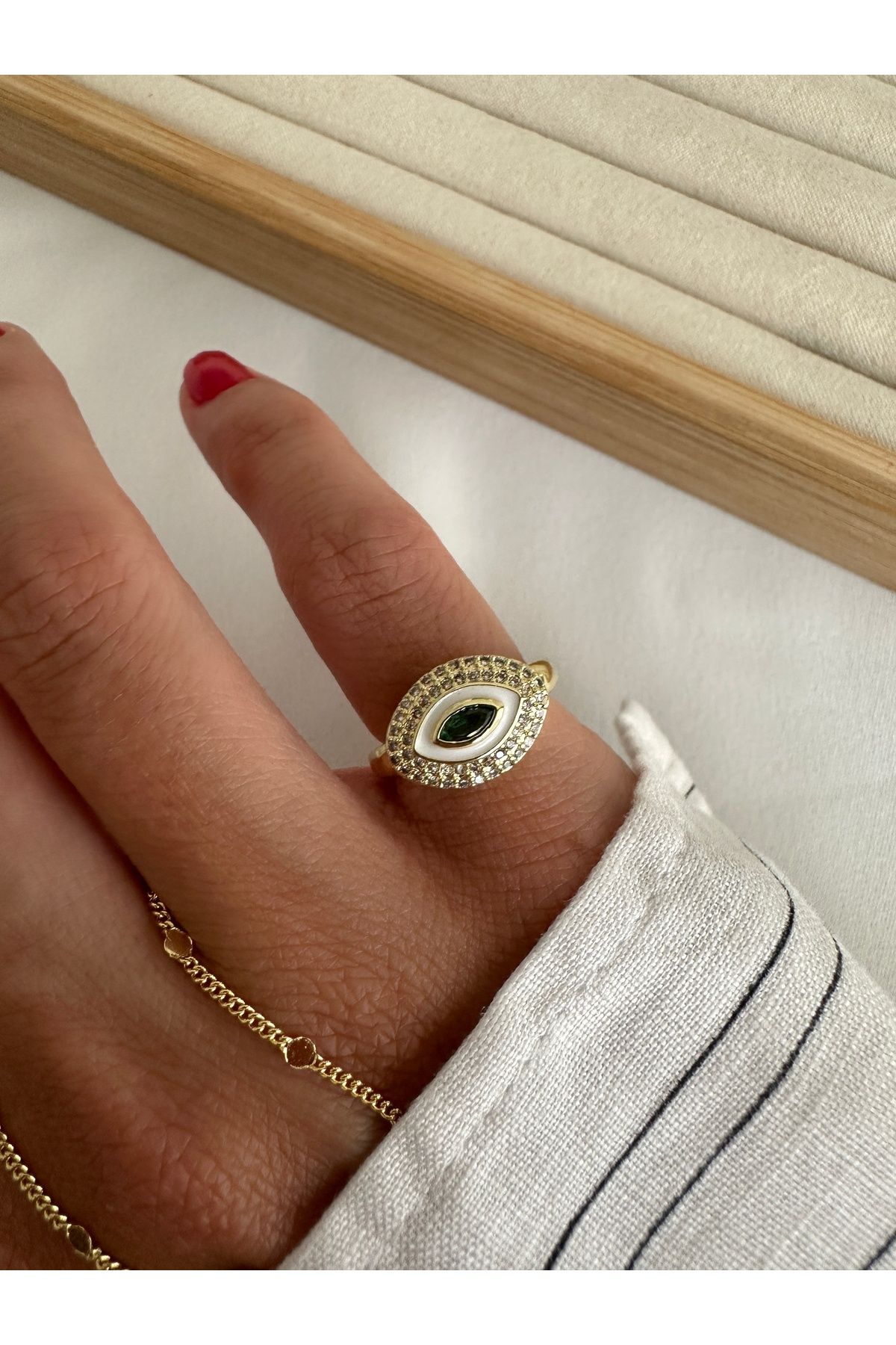 ringbox Gold Yeşil Taşlı Göz Serçe Parmak Yüzüğü