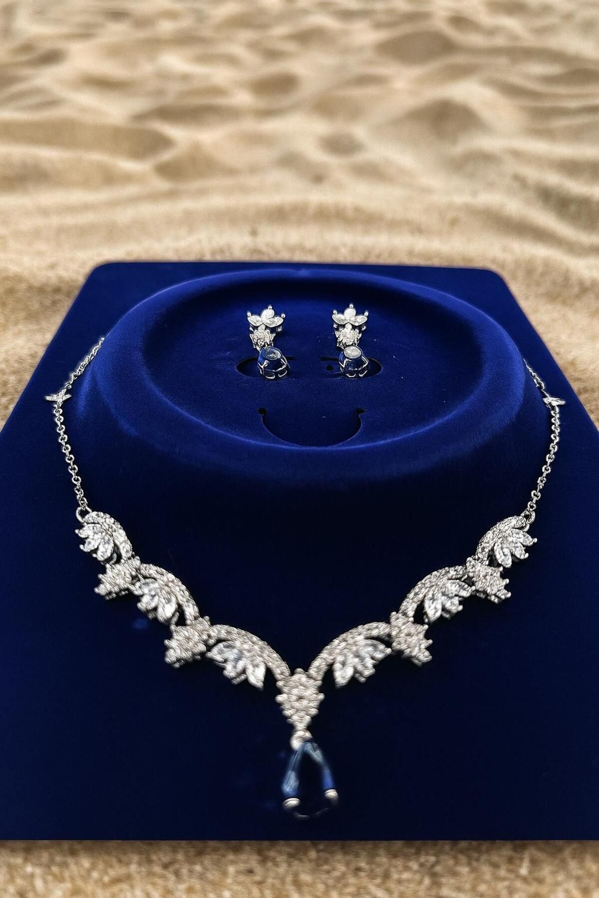 Butik Zirkon Taşlı Kolye Küpe Seti