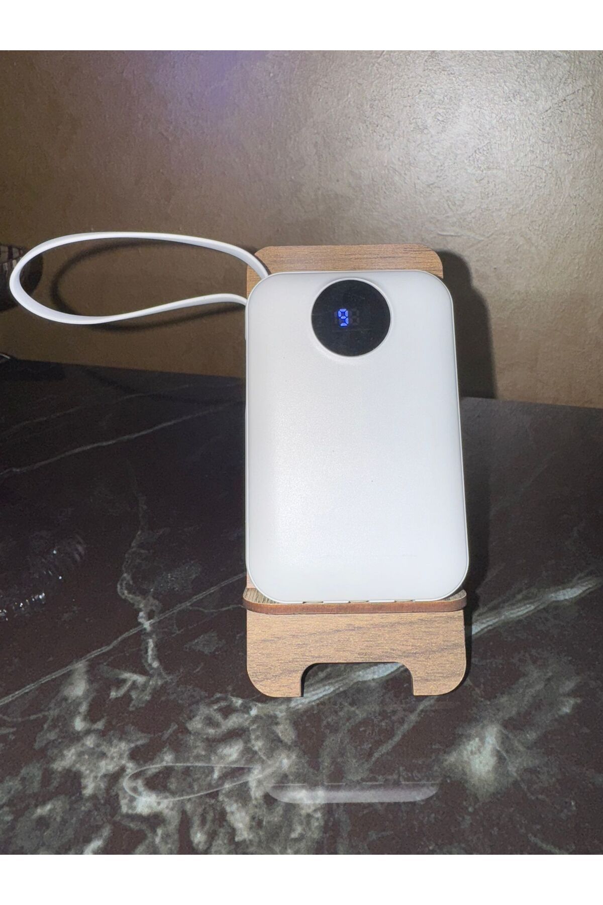JetPower POWERBANK (DAHİLİ KABLOLU HIZLI ŞARJ ÖZELİĞİ DİJİTAL GÖSTERGELİ )