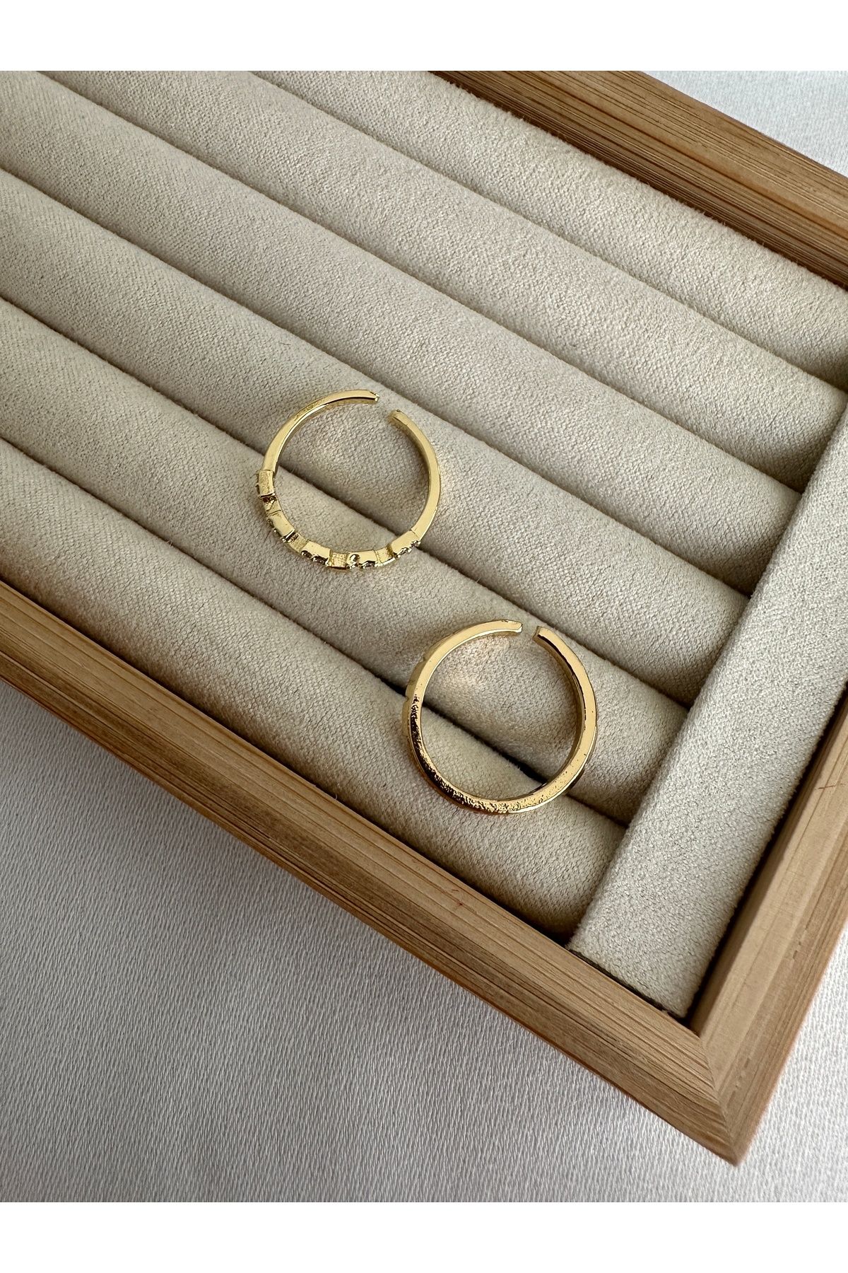 ringbox-Gold 2 Row Minimal Series Ring Set 3