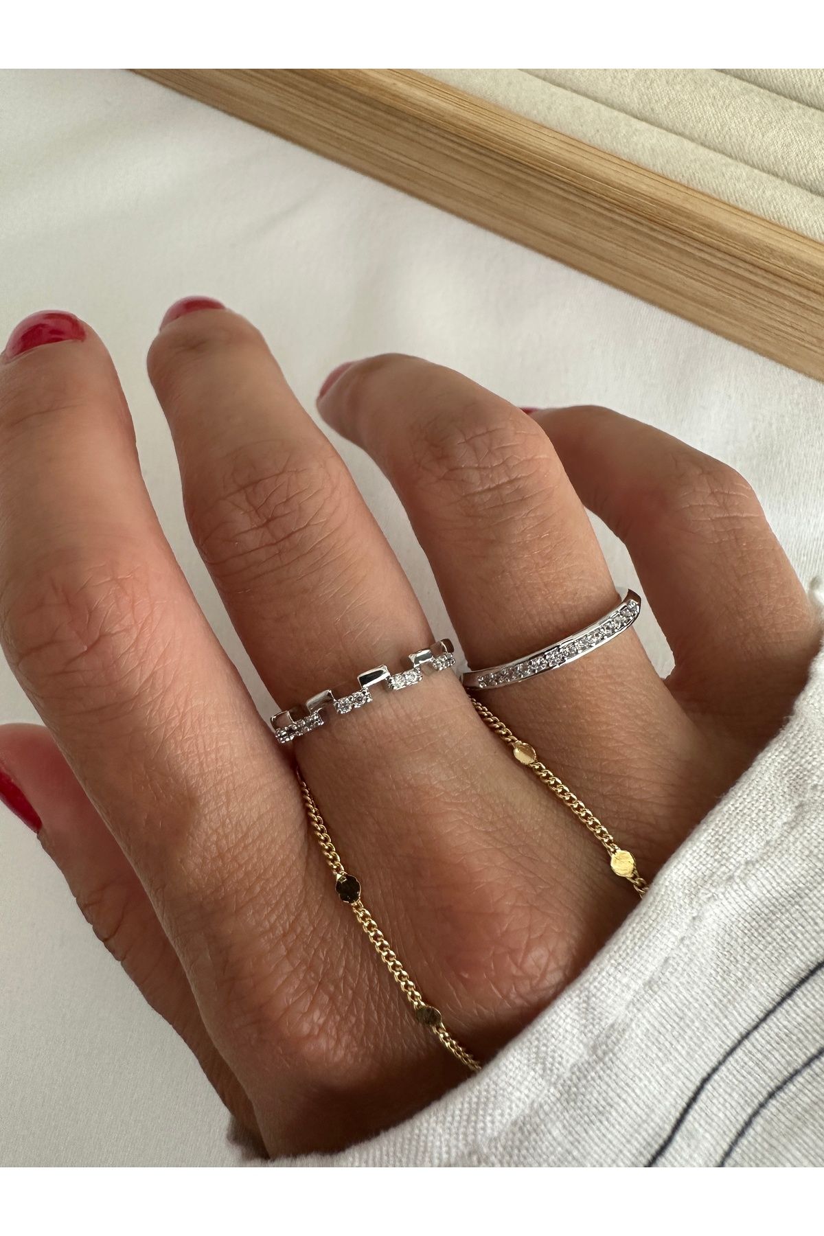 ringbox-Silver Colored 2 Row Minimal Series Ring Set 4