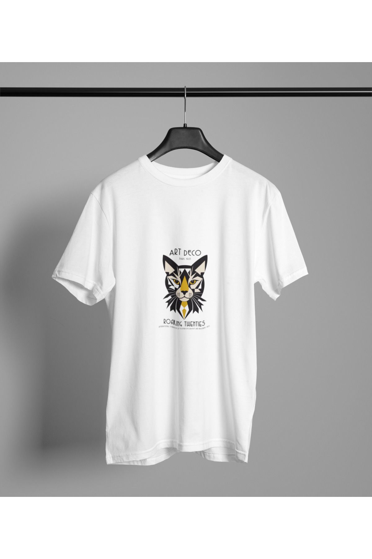 MAGORS ART KEDI BASKILI BİSİKLET YAKA PAMUKLU OVERSIZE KALIP KISA KOLLU KADIN TSHIRT