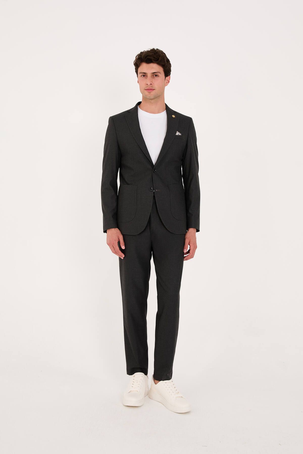 The Tailor Classics Dokulu Çift Yırtmaçlı Yarım Astarlı Takım Elbise