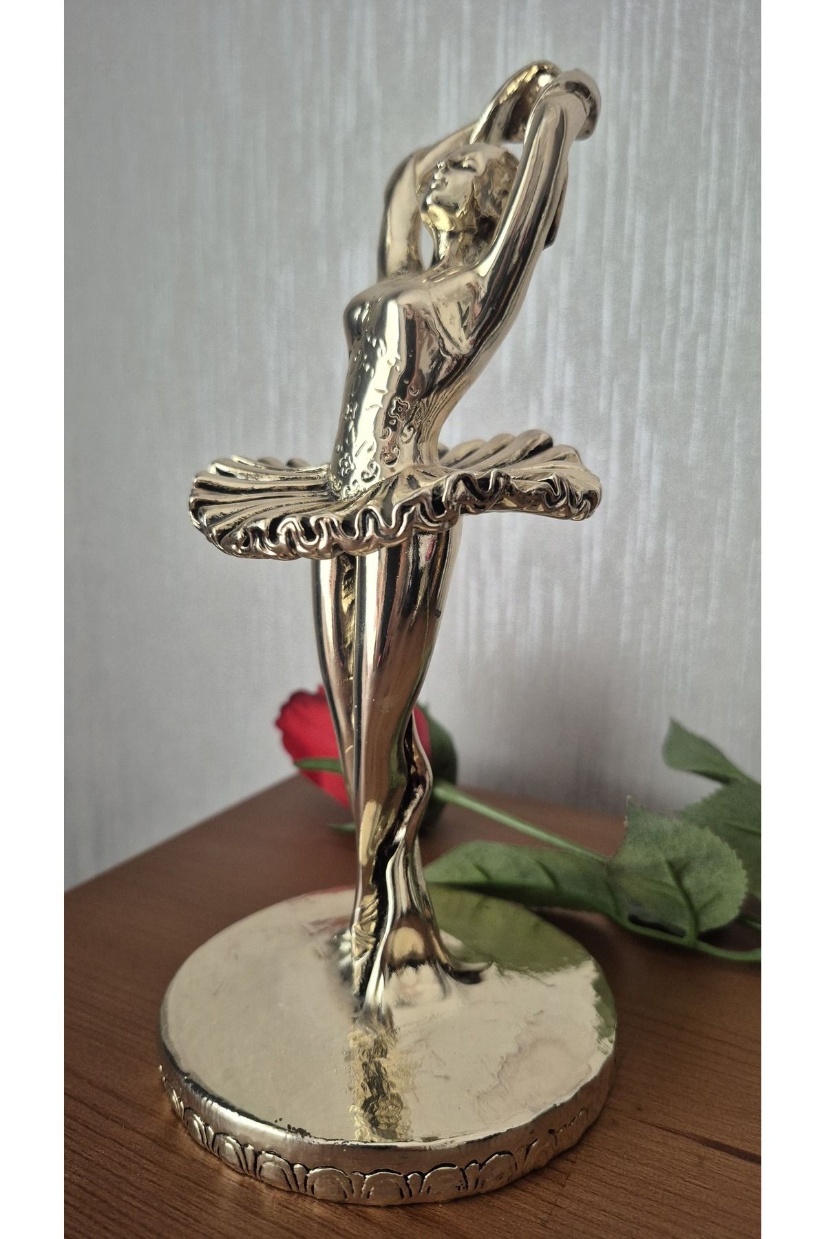 Land of Souvenir Gümüş Kaplama Balerin Figürlü Dekoratif Obje ve Biblo