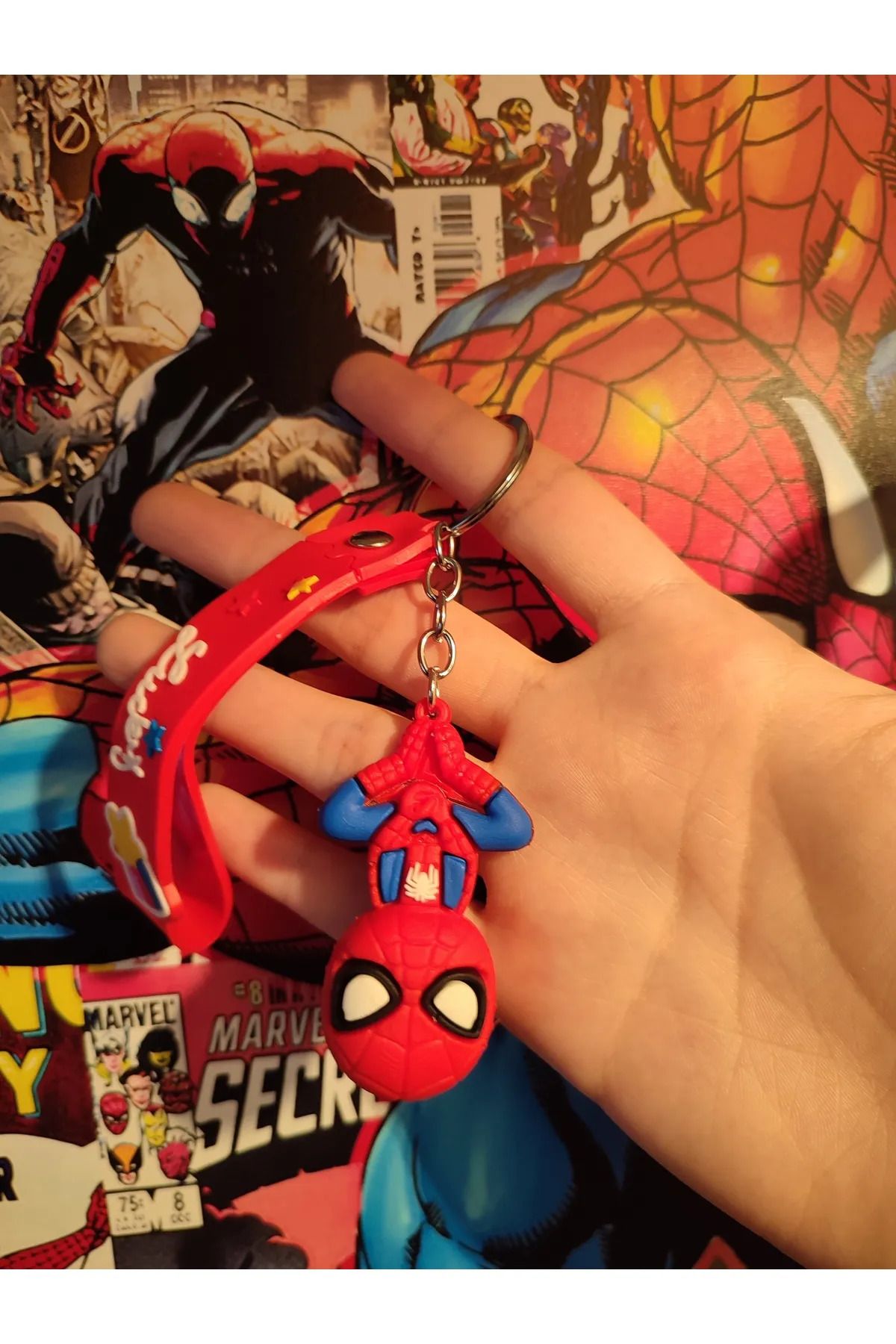 TAYEM Spiderman Örümcek Adam Anahtarlık, 3D Hediyelik Anahtarlık ve Çanta Süsü, Aksesuarı (1 Adet)