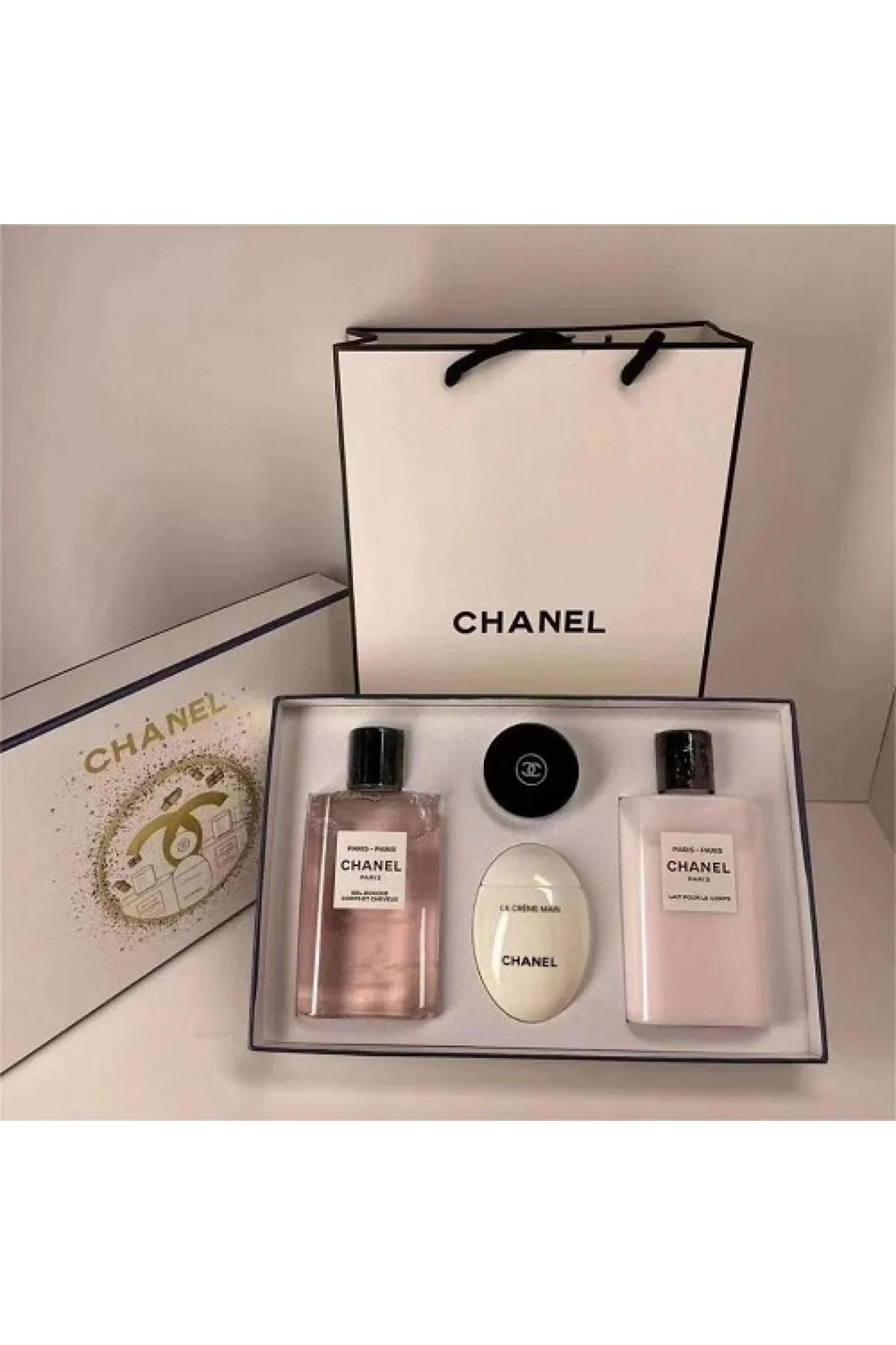 Şhanell بكج عطور شنيل باريس مع ملحقاتها