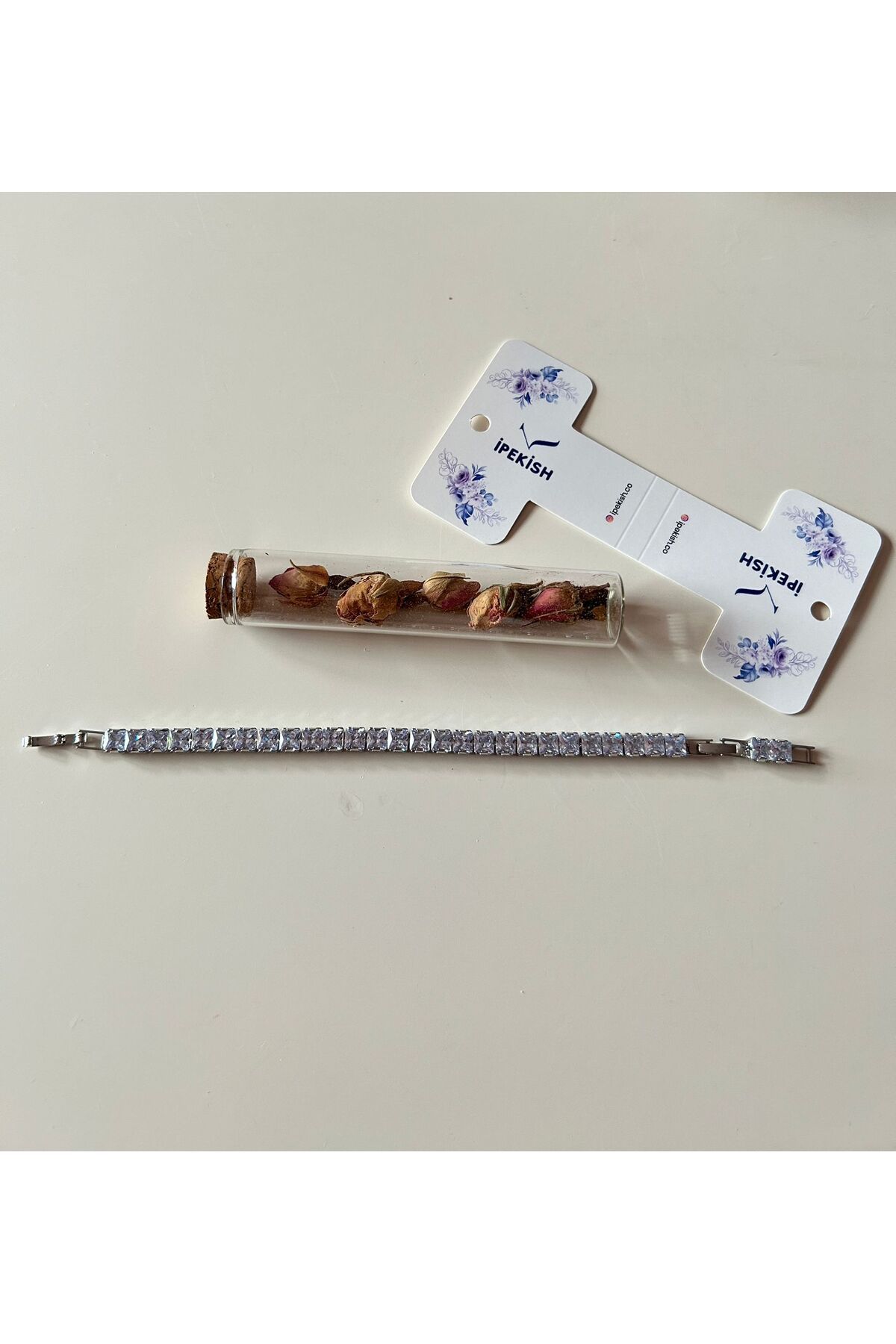 Cheecky Chic İpekish | Silver Renk, Zirkon Taş Kaplı, Tam Tur, 21 cm - Paslanmaz Çelik Bileklik