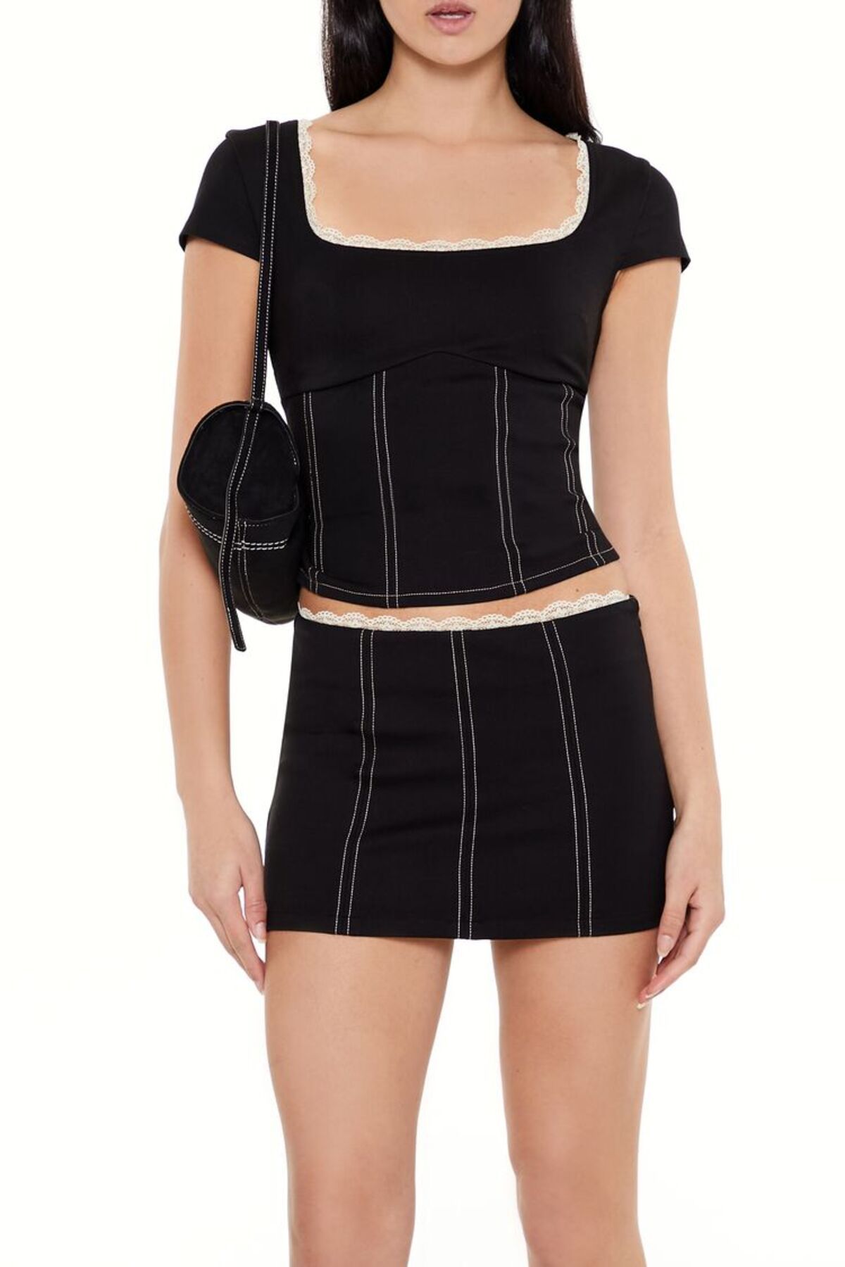 Forever 21 Dantel Detaylı Tişört