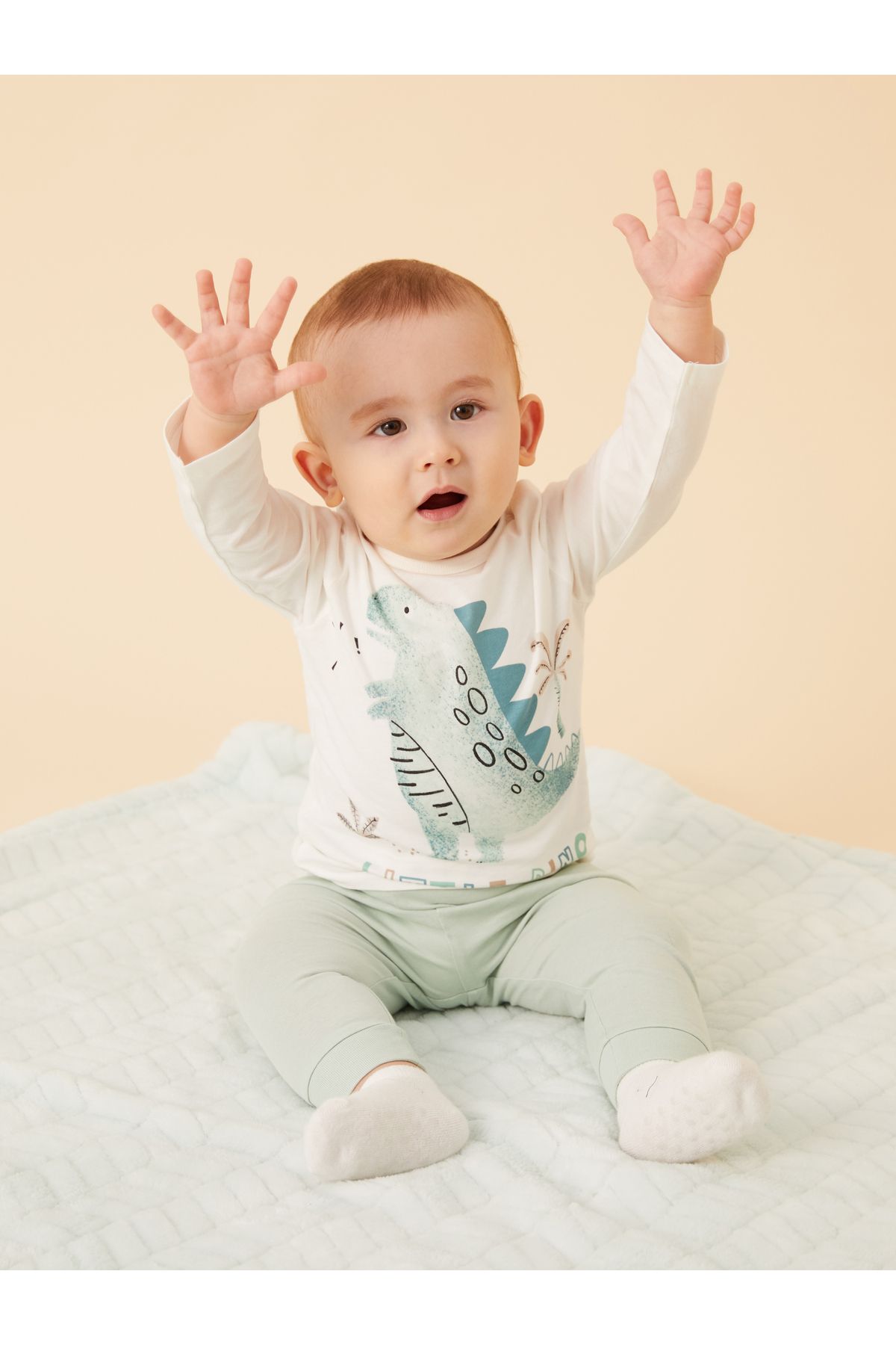 LC Waikiki Dinozor Baskılı Erkek Bebek Pijama Takım