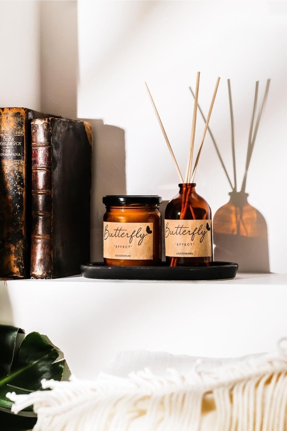 DEKORANLA Siyah stanlı kraft etiketli kokulu mum ve vanilya aromalı set