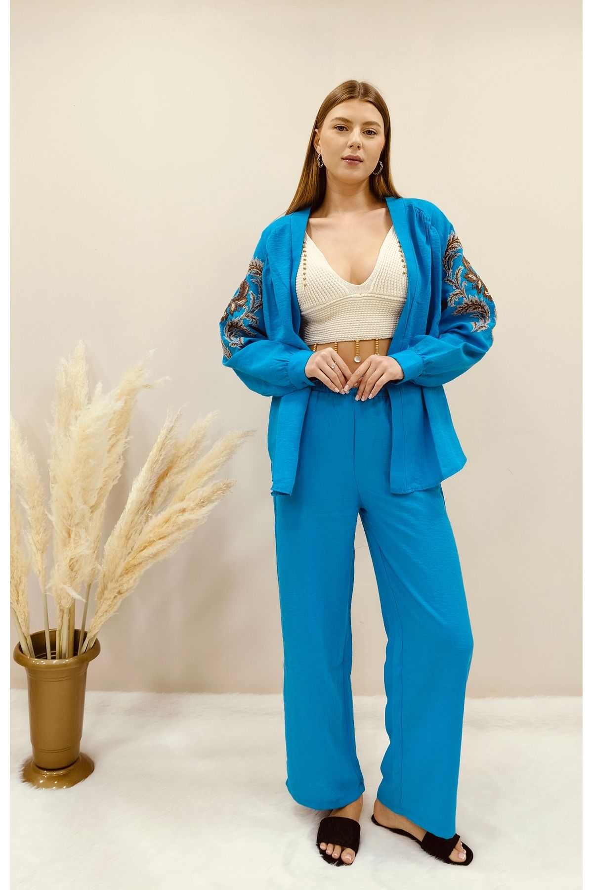 AsprinFashion ARKASI VE KOLLARI NAKIŞLI TAKIM MAVİ
