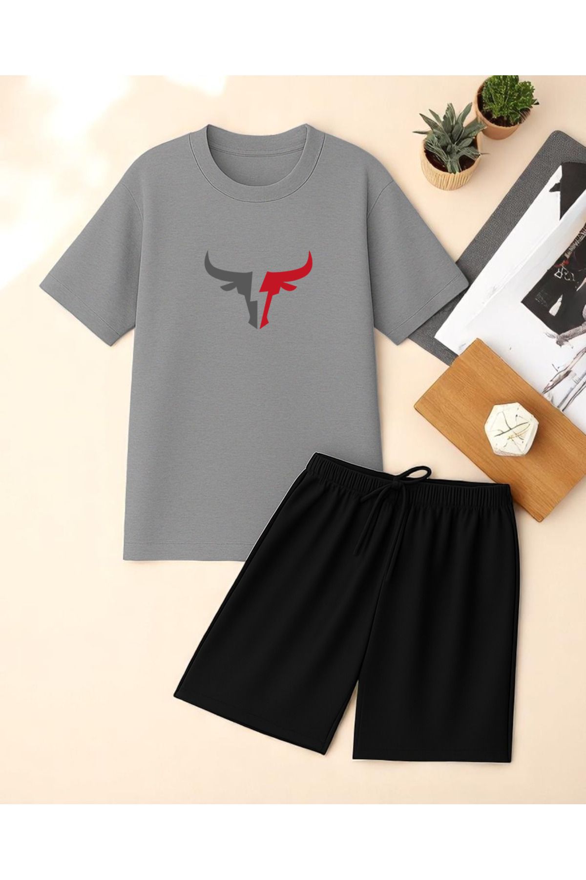 uyguntarz Unisex Boğa Baskılı Tasarım Şort Takım