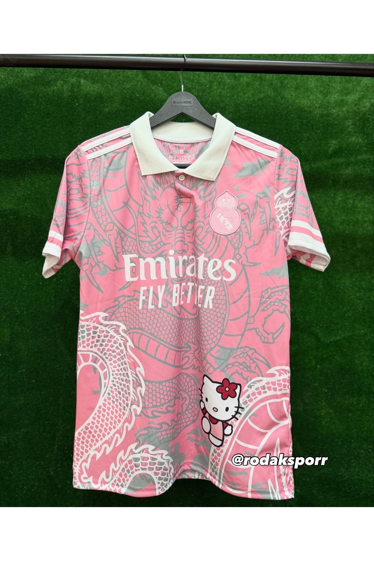 formenza R.MADRİD HELLO KİTTY POLO YAKA T-SHİRT