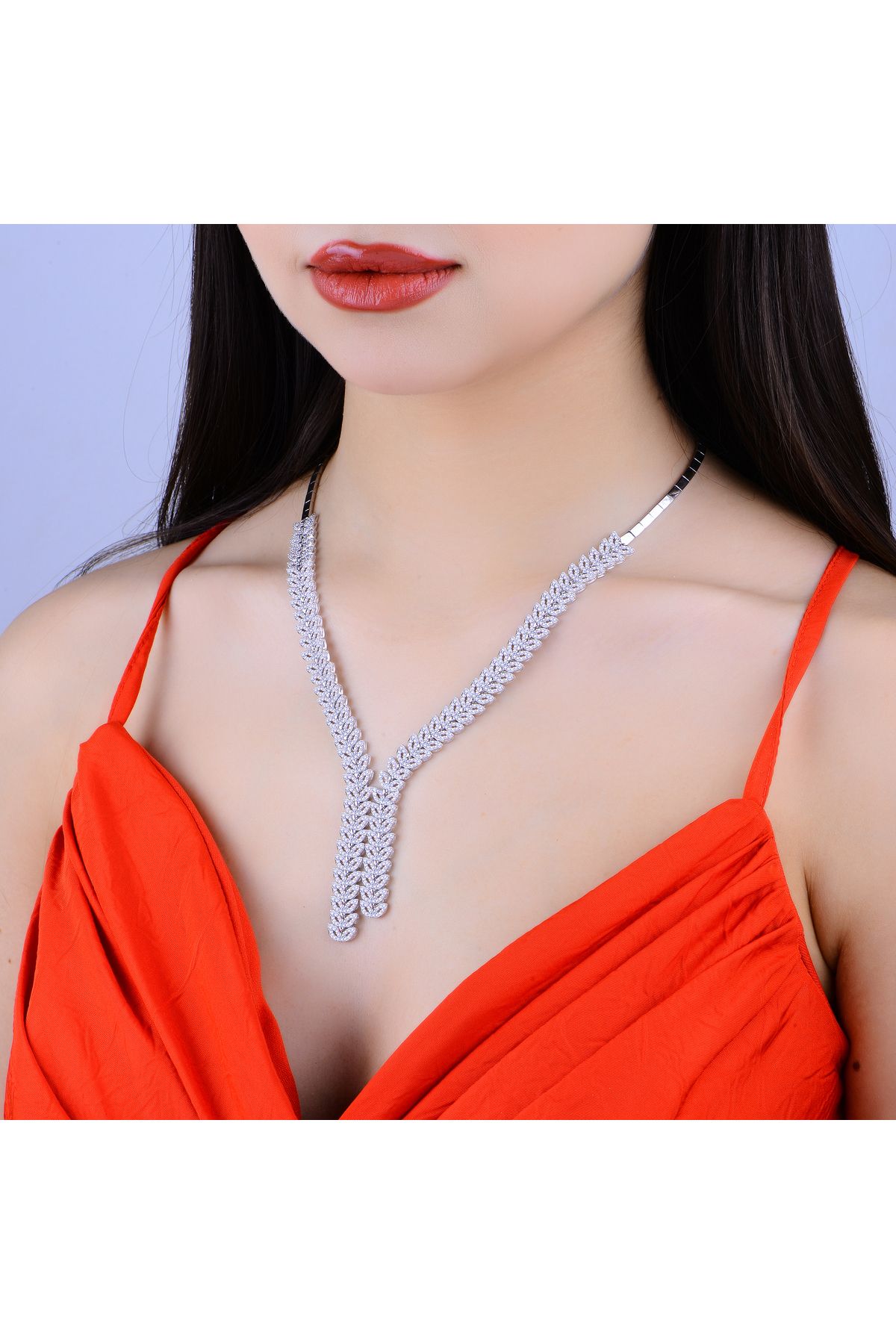 BARIŞ TAKI 925 AYAR GÜMÜŞ KELEBEK MODELİ ÇİFT SALKIM SU YOLU KOLYE