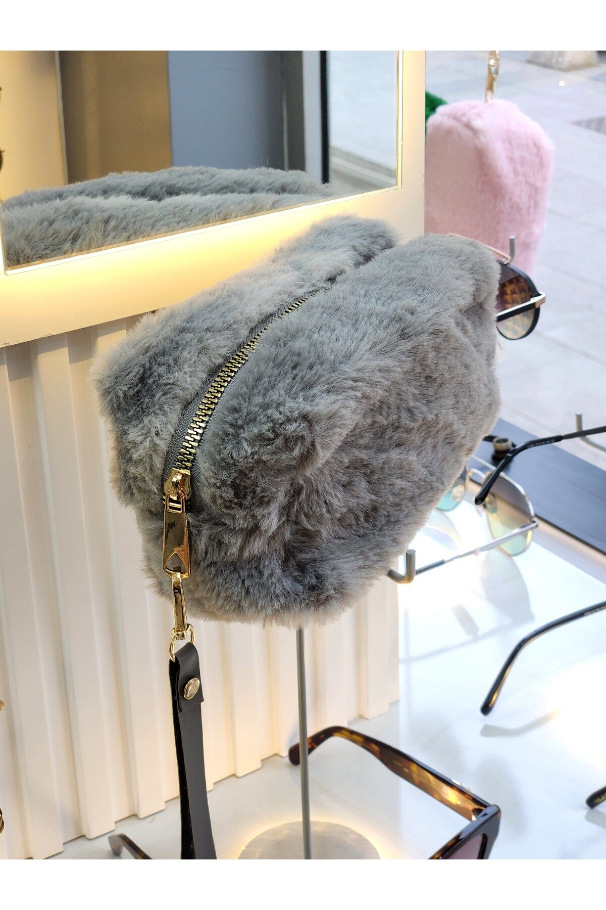 Home GRİZU PELUŞ GÖZLÜK KILIFI