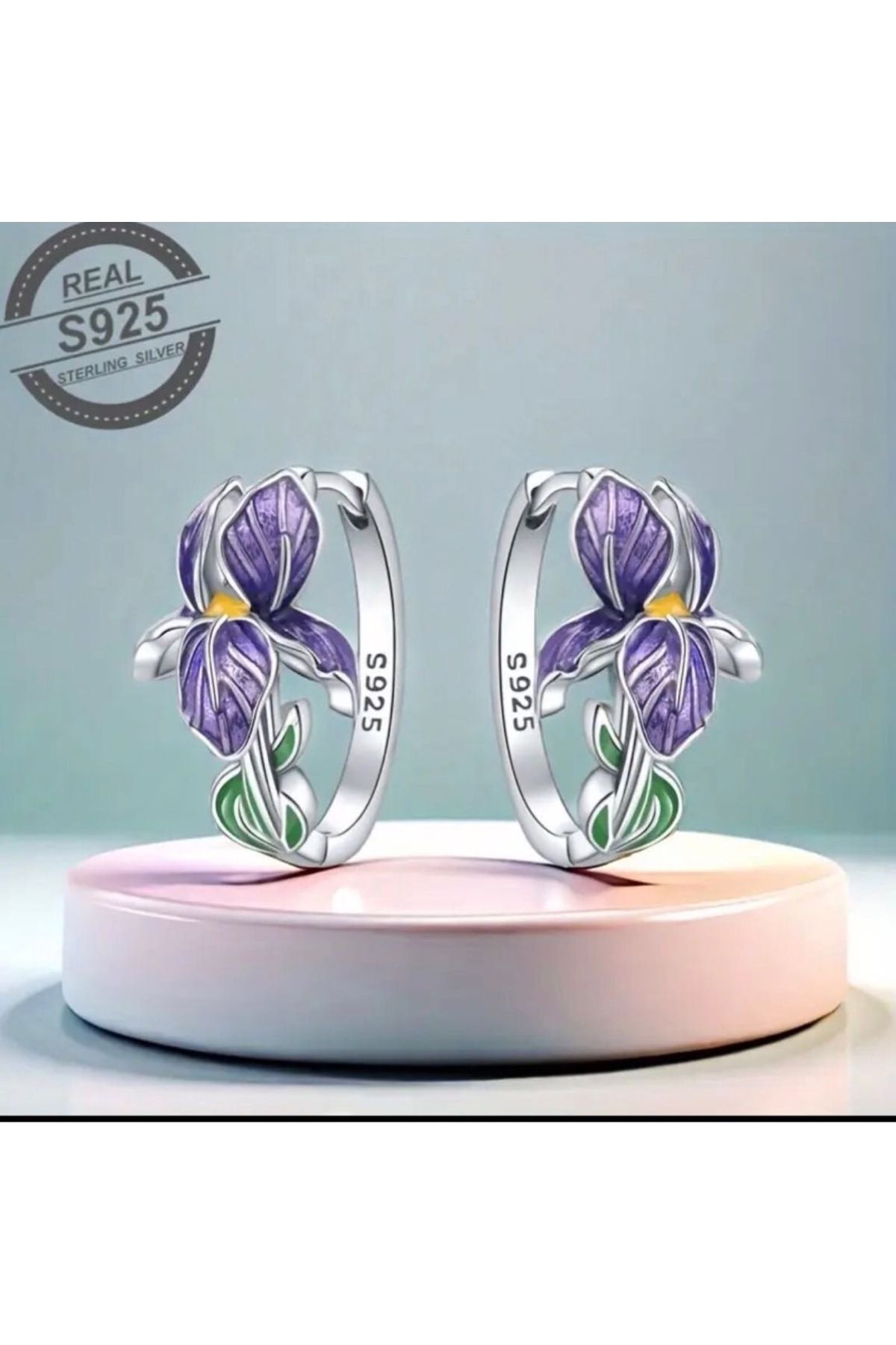Butik İris çiçeği gümüş küpe