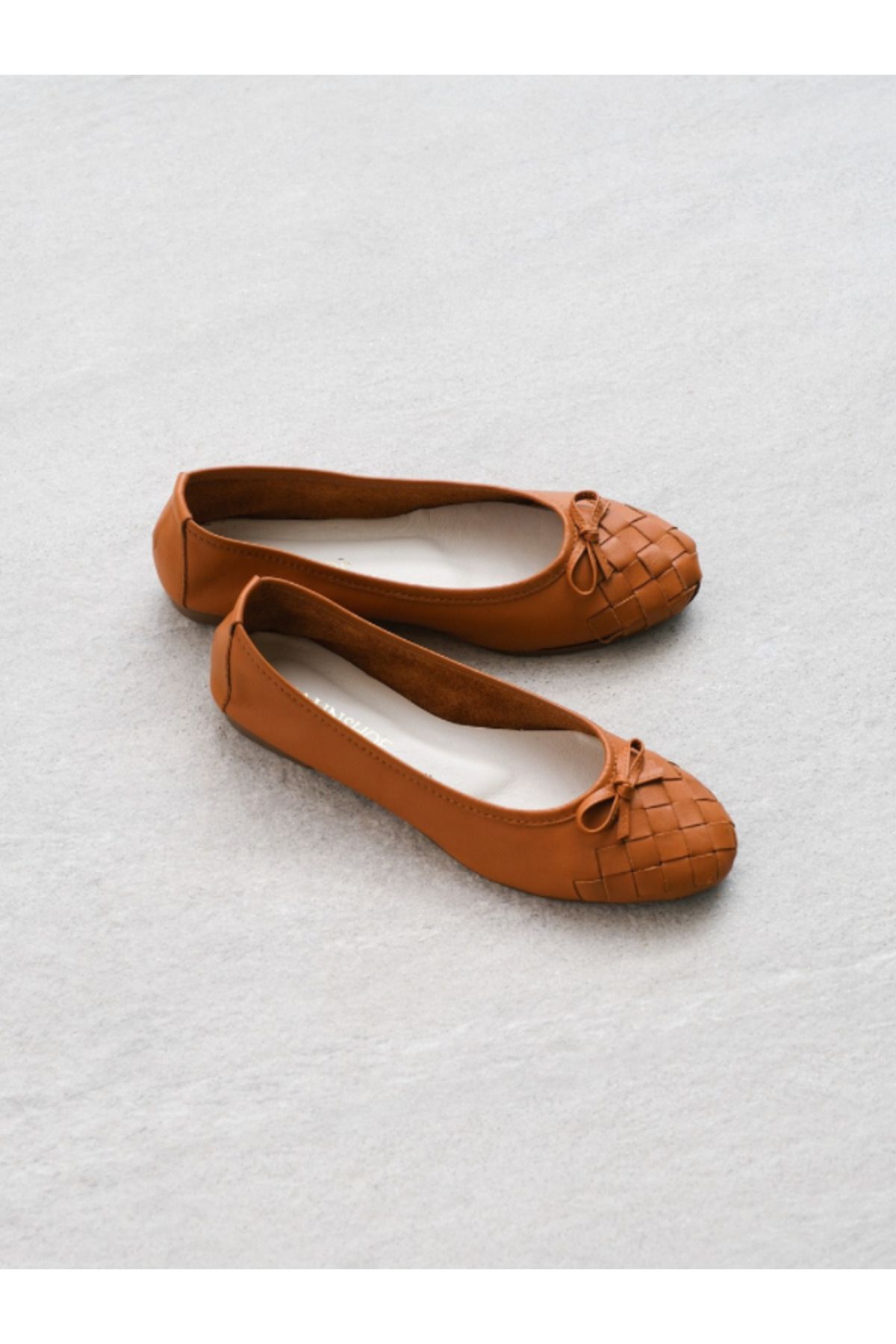 Munshoes Alice Hakiki Deri Kadın Babet