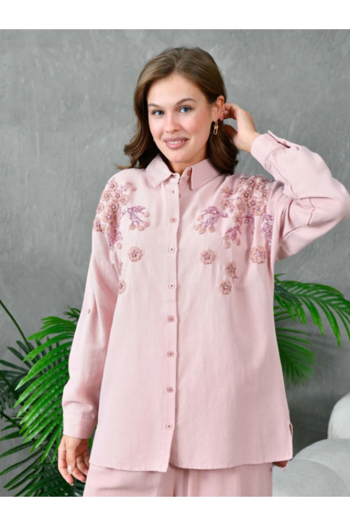Stilmony Kadın Nakış İşlemeli Keten Kumaş Oversize Düğmeli Gömlek
