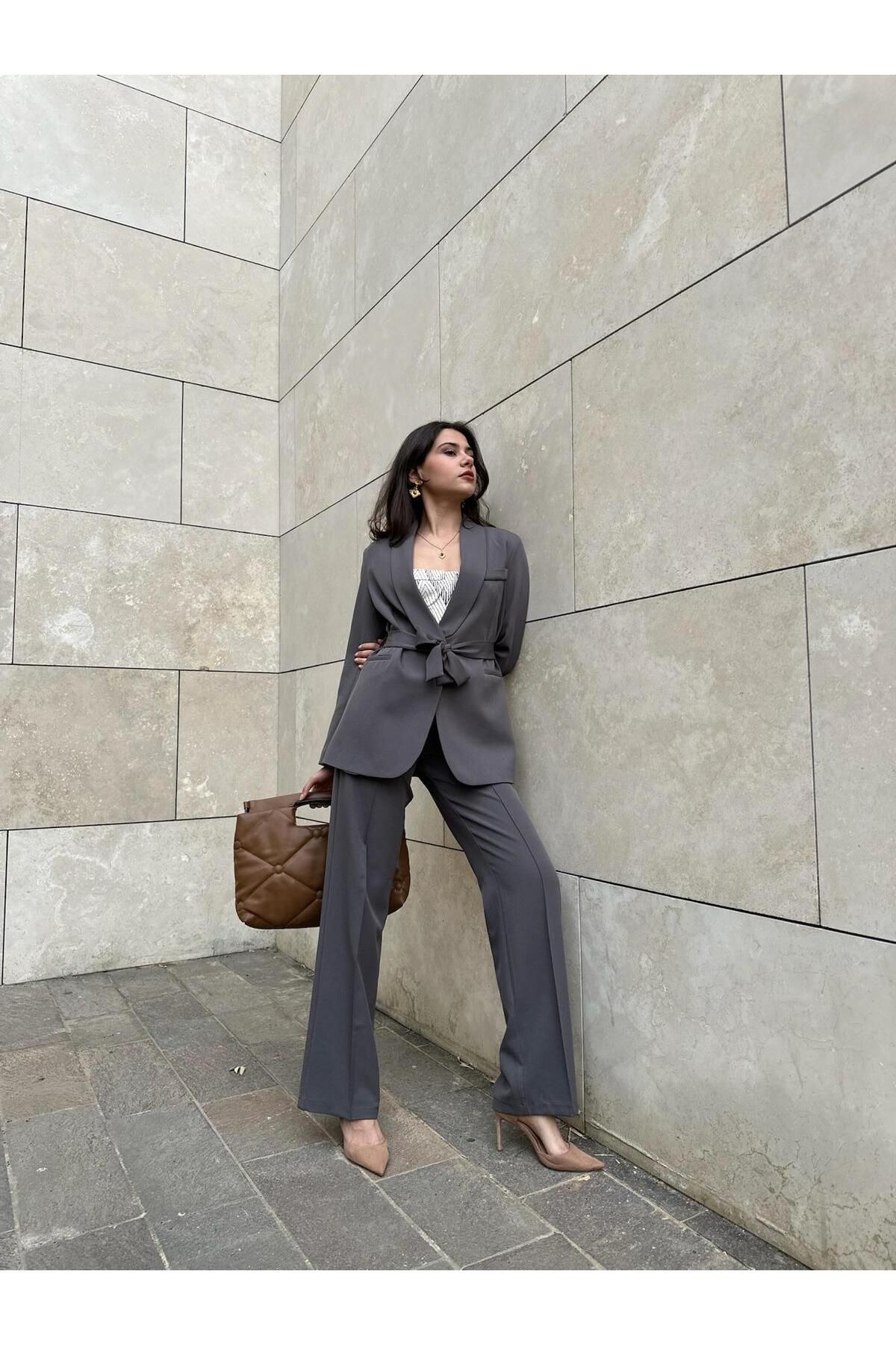 EFSUN MODA KADIN KUŞAKLI BLAZER CEKET PANTOLON TAKIM ASTARLİ