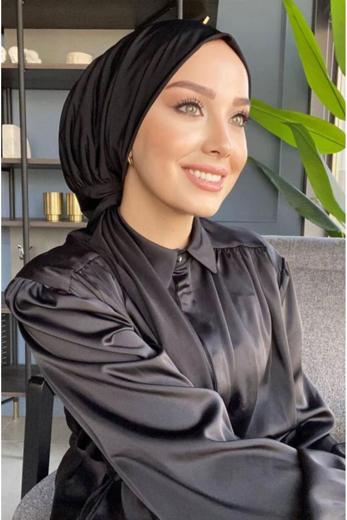 MODA MİNELEŞARP ÇITÇITLI PRATİK ŞAL - SİYAH RENK