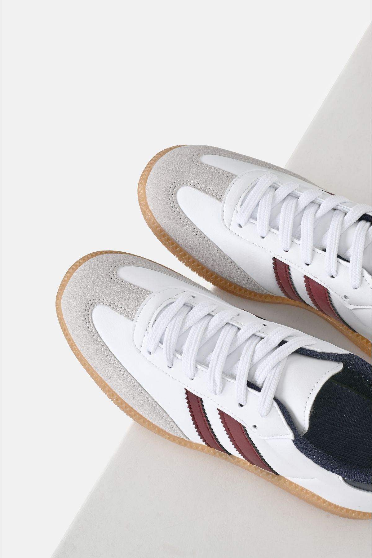 BLOWİA Günlük Spor Ayakkabı Sneaker, Ortopedik Termo Taban, Unisex Yürüyüş Koşu Ayakkabısı Beyaz
