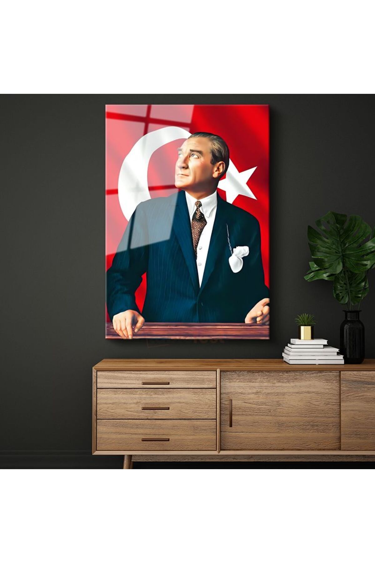 Tablofest Kalpak ve Kravatlı Atatürk - Resmi Portre Cam Tablo