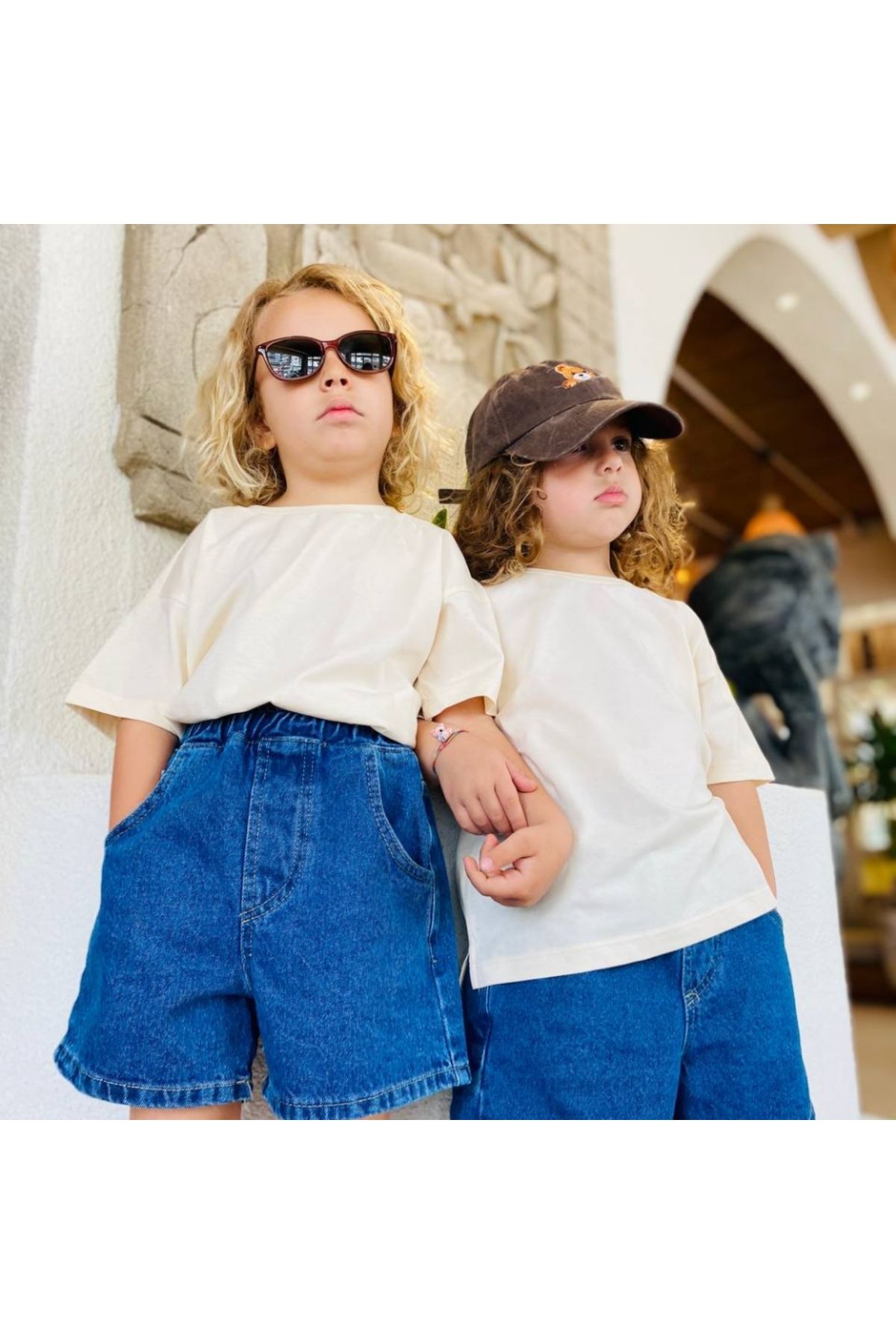 MODA Laci'el Paris Basic Tşörtlü Jean Şortlu Unisex Çocuk Takımı