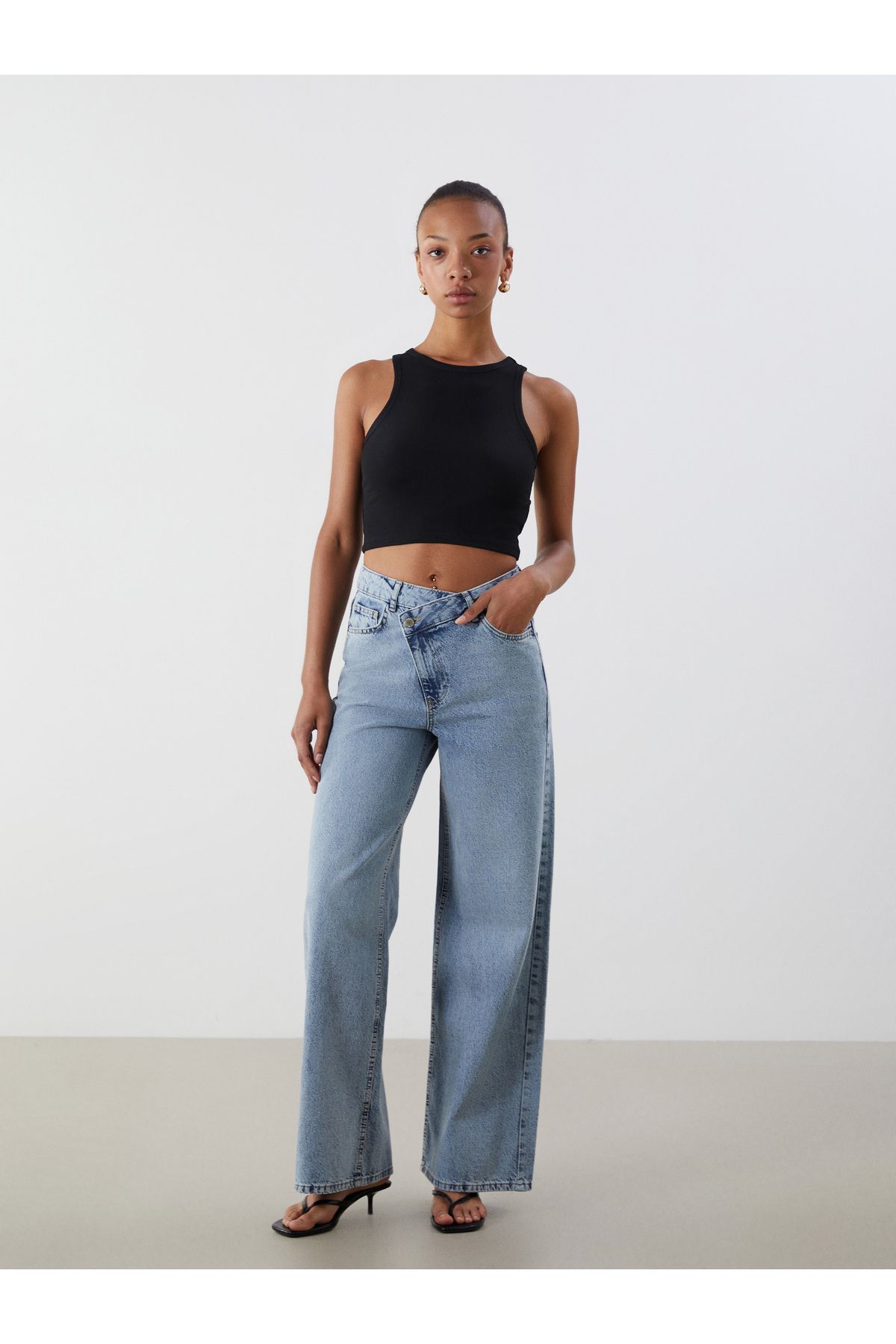 LC Waikiki Çapraz Bel Detaylı Baggy Fit Kadın Jean Pantolon