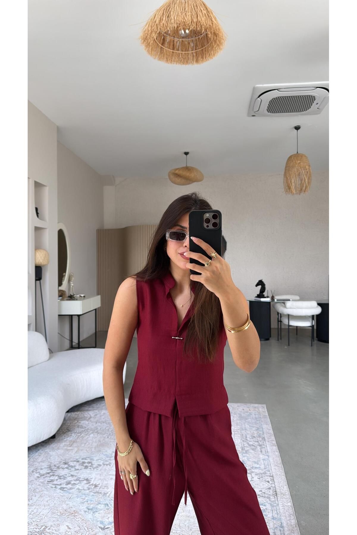 Buket Teke Bordo Gümüş Aksesuarlı Pantolon Bluz Takım
