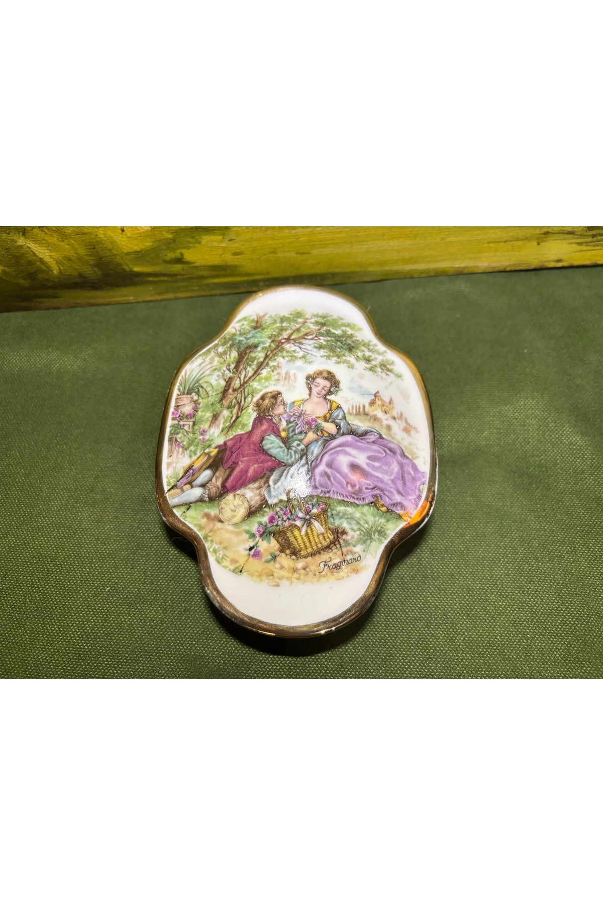 tayfuntufan antika koleksiyon fransız Limoges bonboniyer 14 cm 10 cm 4 cm ölçülerinde
