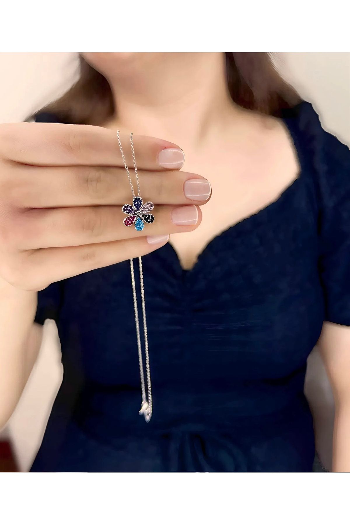 Azra Silver&Aksesuar 925 Ayar Renkli Papatya Model Zincirli Gümüş Kolye
