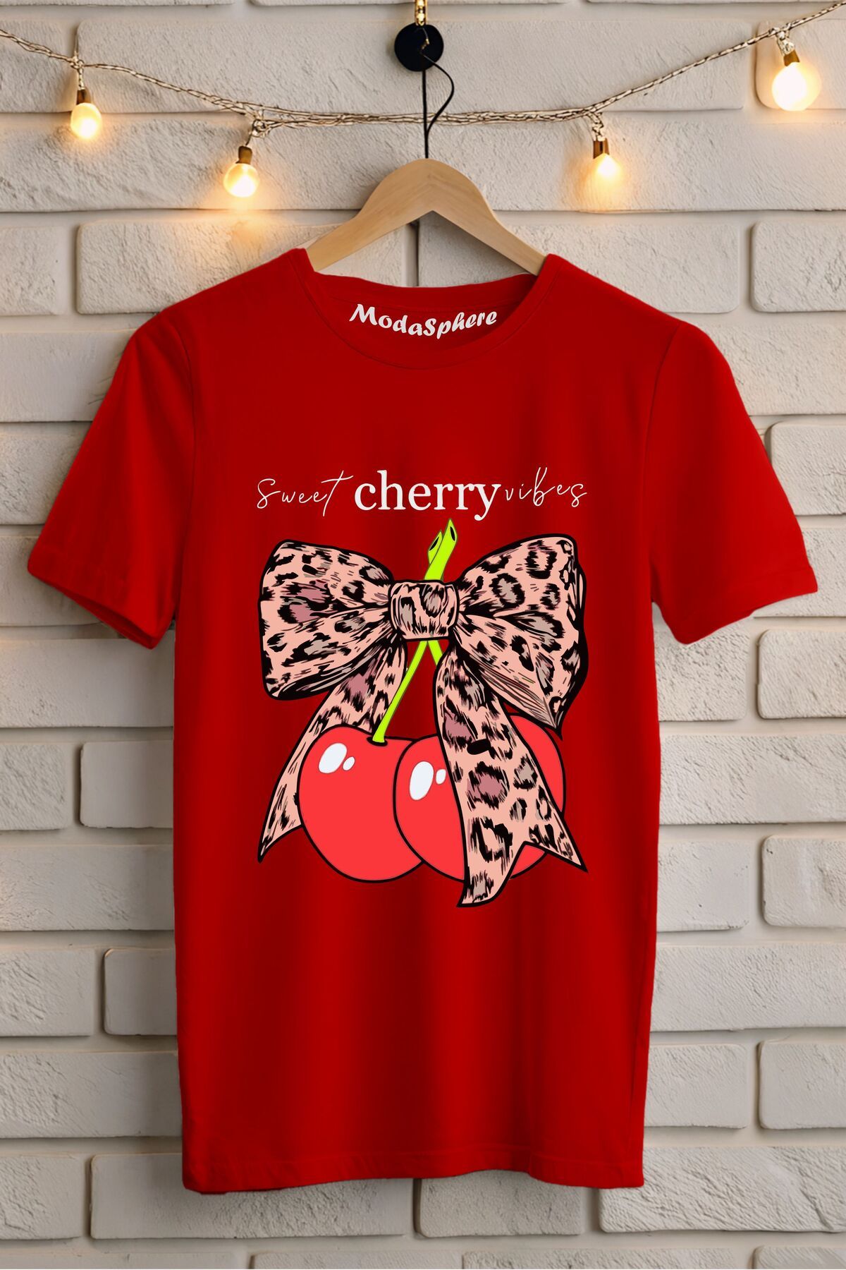 ModaSphere Sweet Cherry Baskılı Unisex Tişört