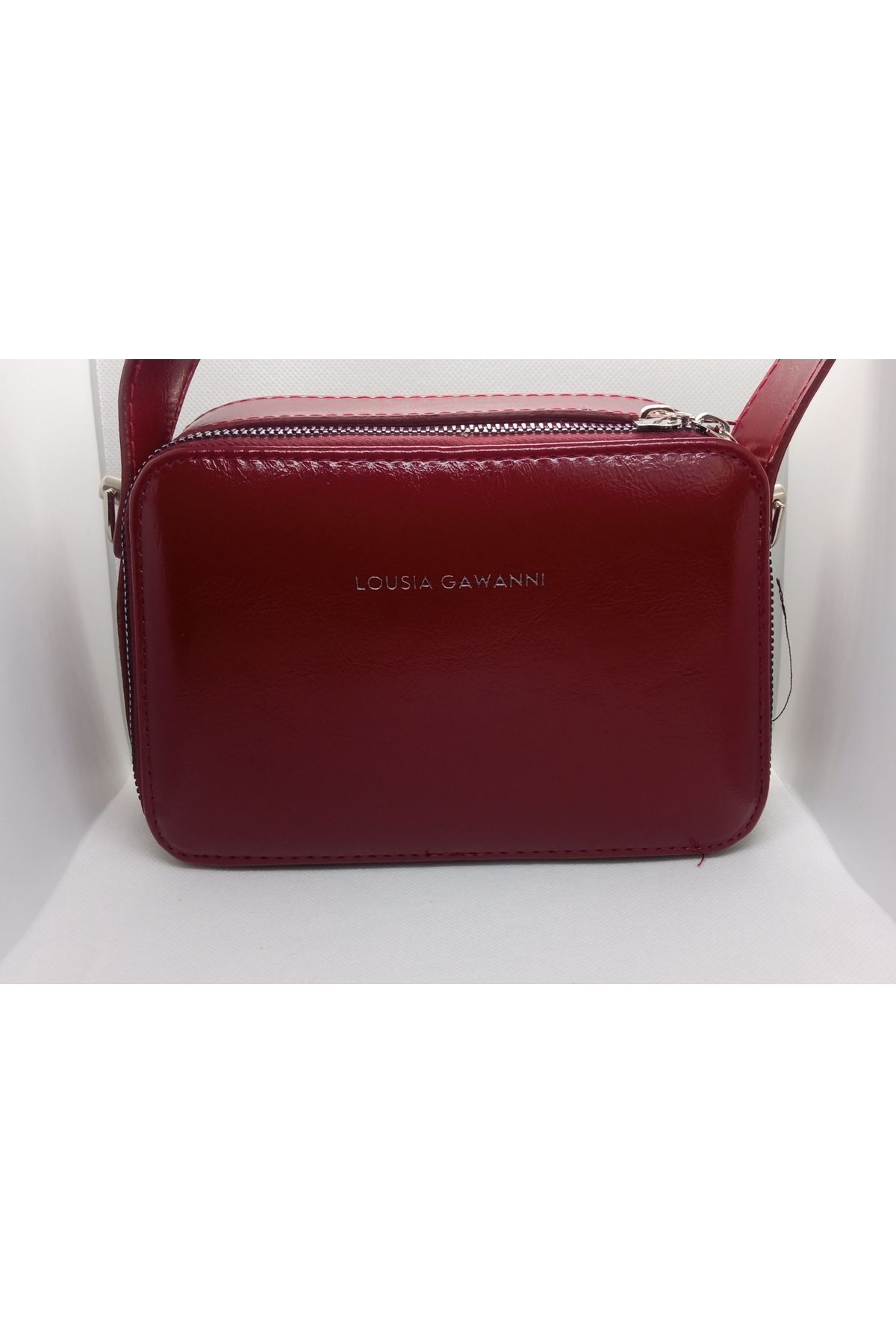 Erdem Bordo çanta modelimiz en 18 cm boy 13 cm