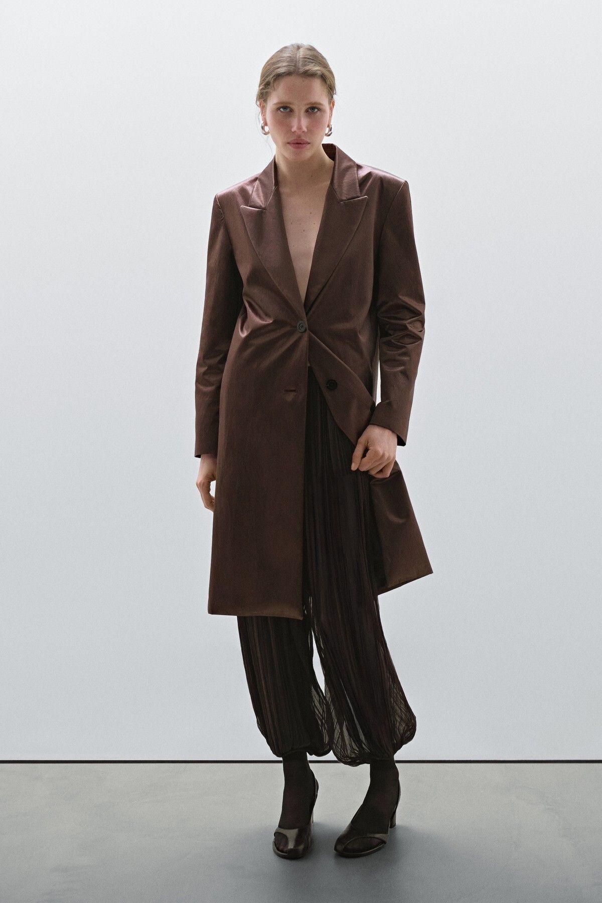 Massimo Dutti Uzun saten kaban - Studio
