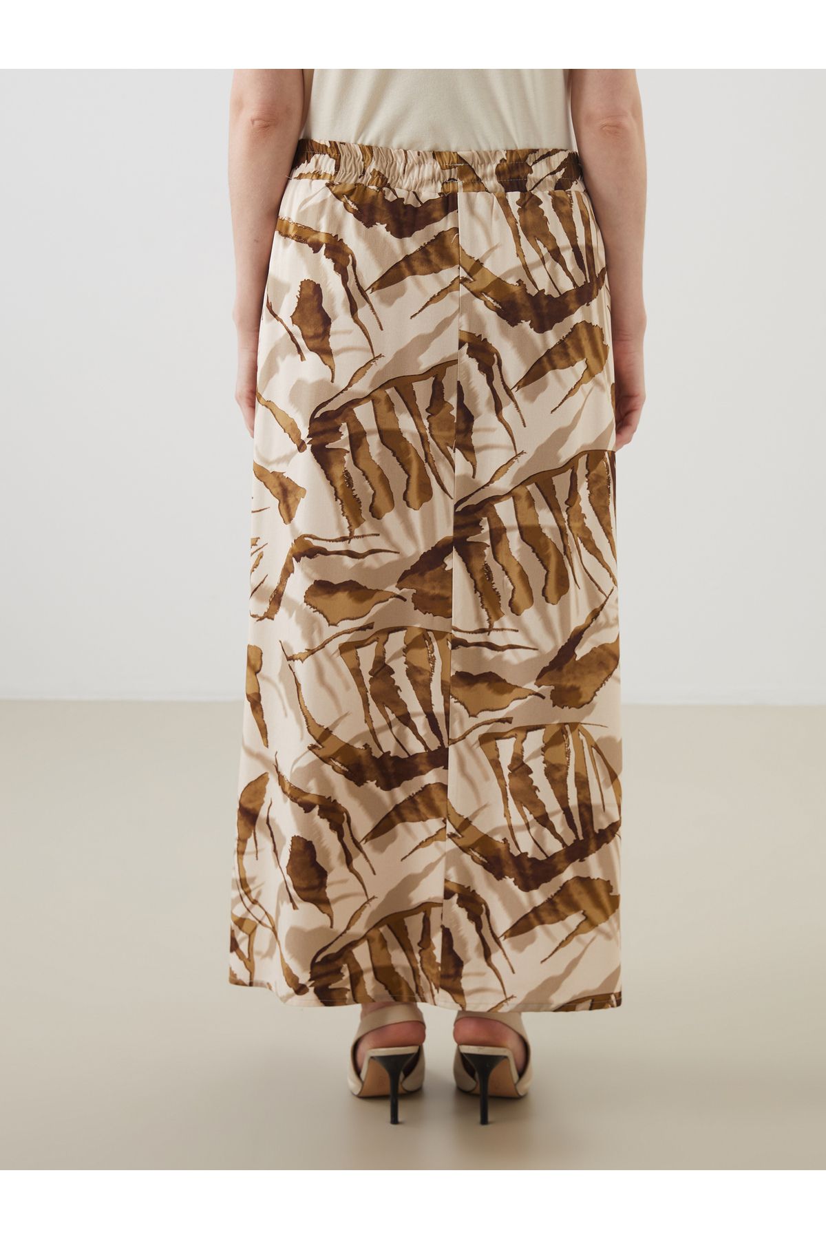 LC Waikiki-Patterned A-Line Skirt with Elastic Waist 4