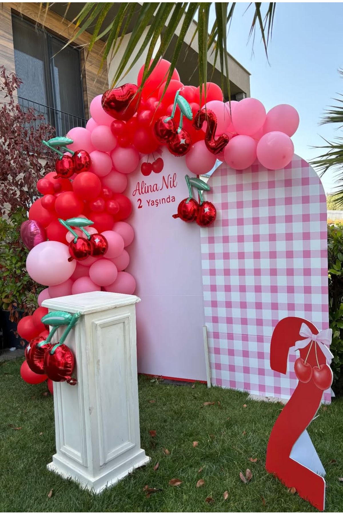 Çemrek Süs Parti Pembe Kırmızı Balon Zinciri Seti 101 li Kiraz Folyo Balon 1 Adet Dahil