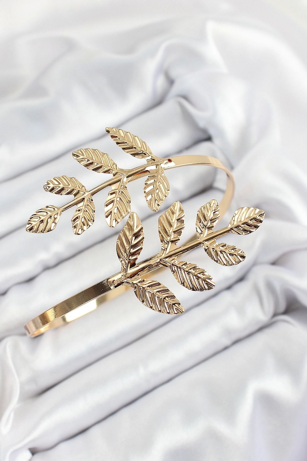 GLIMMERY Pirinç Yaprak Model Gold Renk Kadın Pazu Bileklik