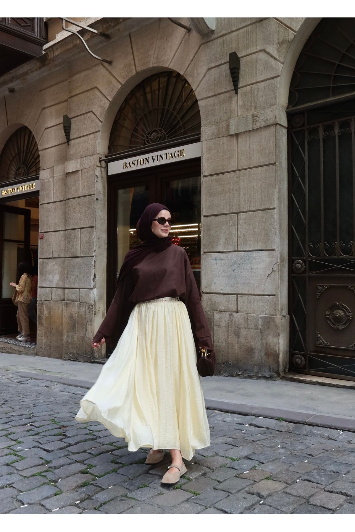 MODA AKSA SIK PİLE ROYAL ETEK