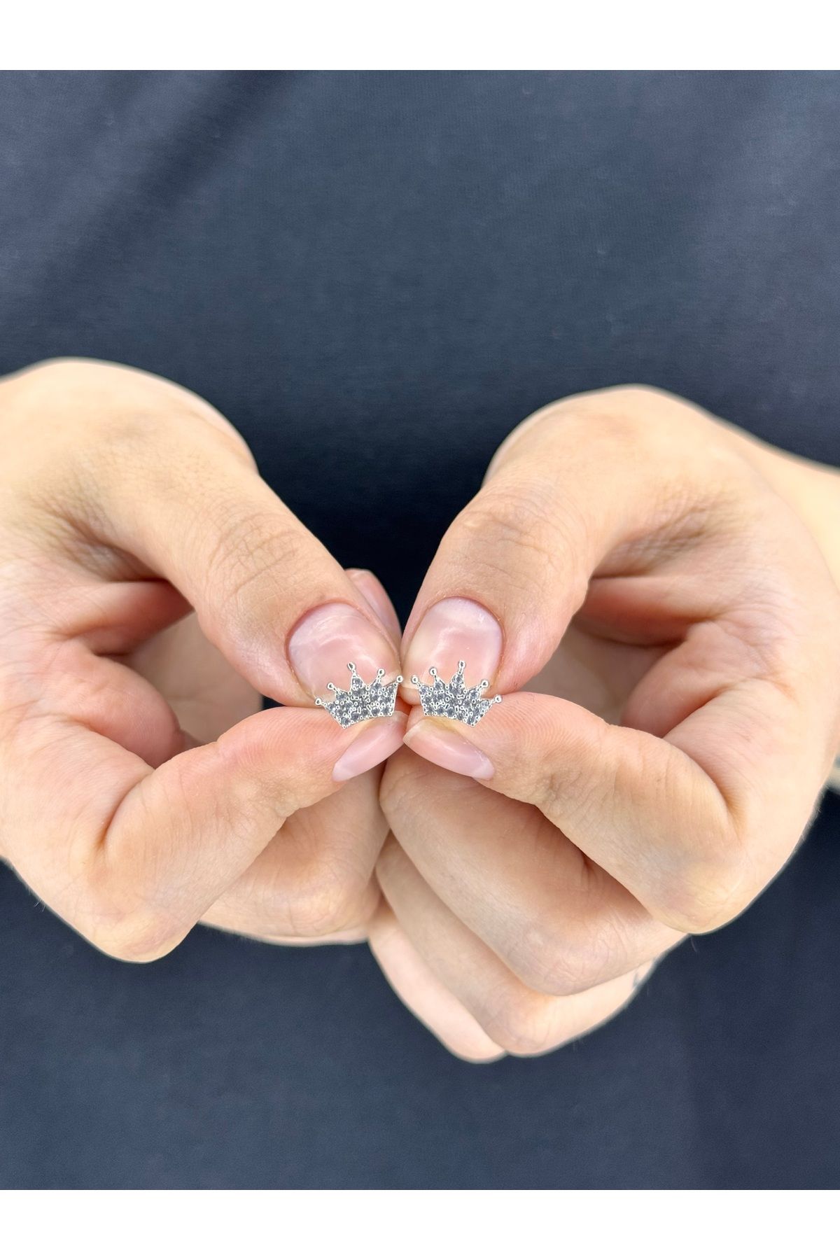 Azra Silver&Aksesuar 925 Ayar Zirkon Taşlı Taç Model Gümüş Küpe