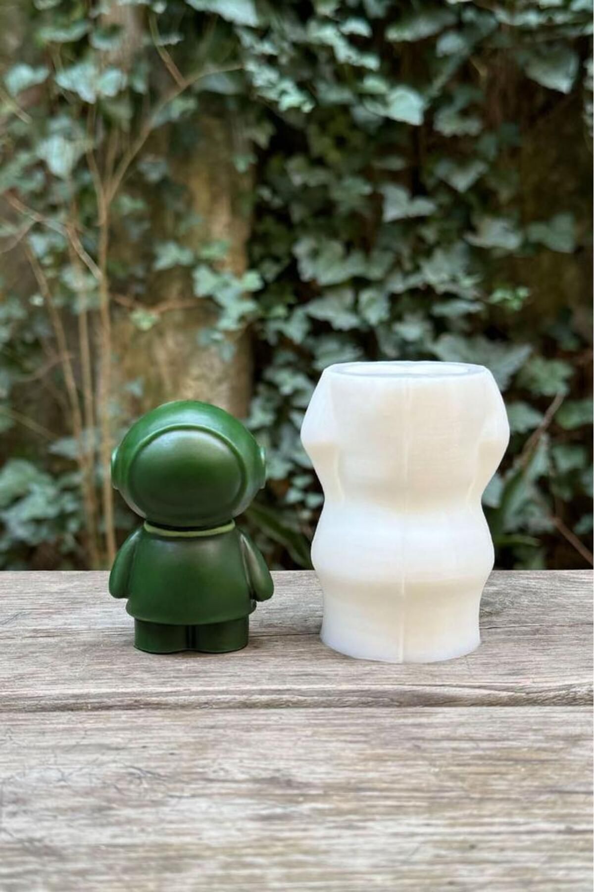 DEKORANLA 3D astronot silikon mum kalıbı, beyaz, detaylı ve kullanışlı tasarım