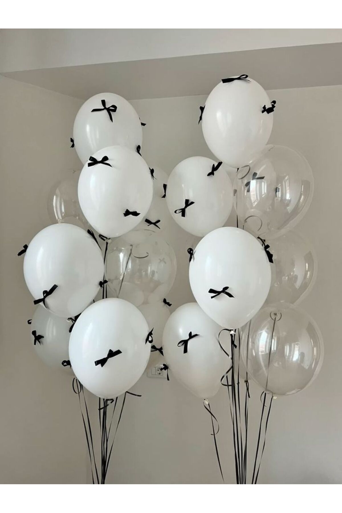 PartyPoo 10 Beyaz + 10 Şeffaf Balon Seti & 30 Adet Fiyonk Kurdele – Düğün/Doğum Günü Parti Süsleme