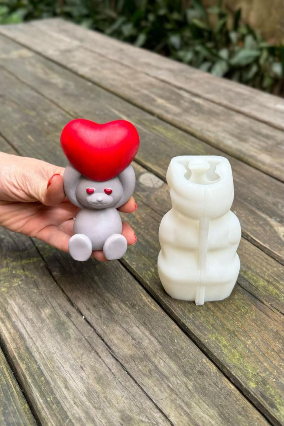 DEKORANLA Beyaz Ayı Love Tekli Mum Kalıbı, şık ve kullanışlı dekorasyon ürünü