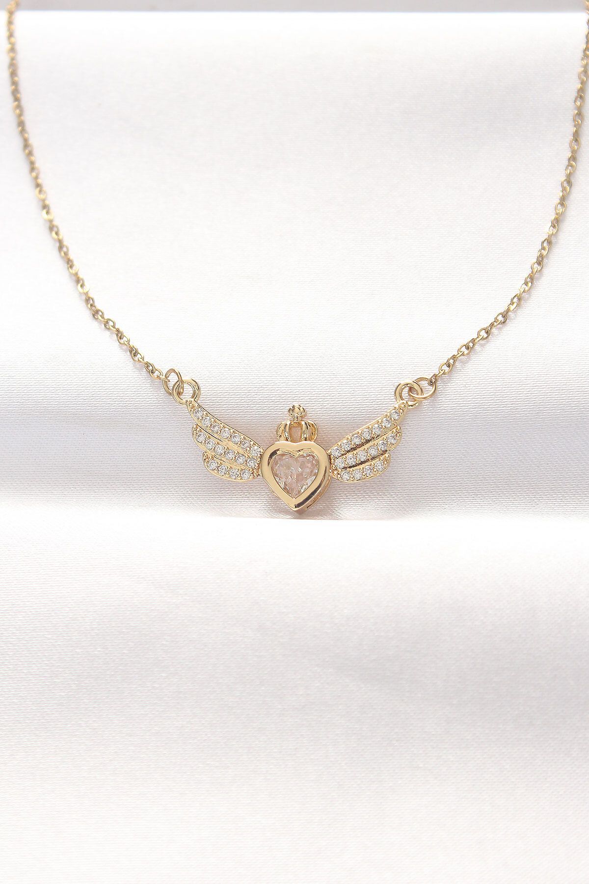 Angel Of Life 316L Çelik Gold Renk Zirkon Taşlı Kalpli Kanat Kolye - TJ-BKO8516